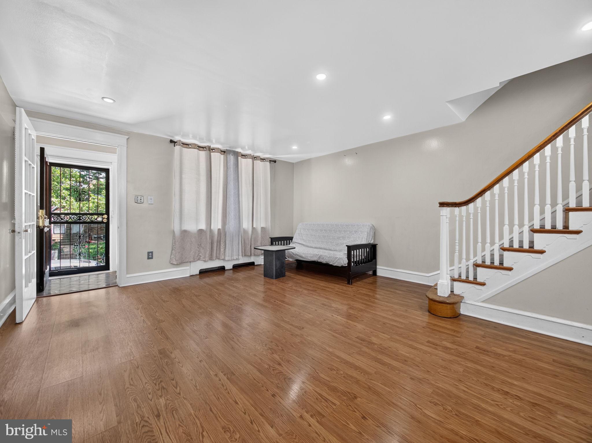 OLNEY - Residential