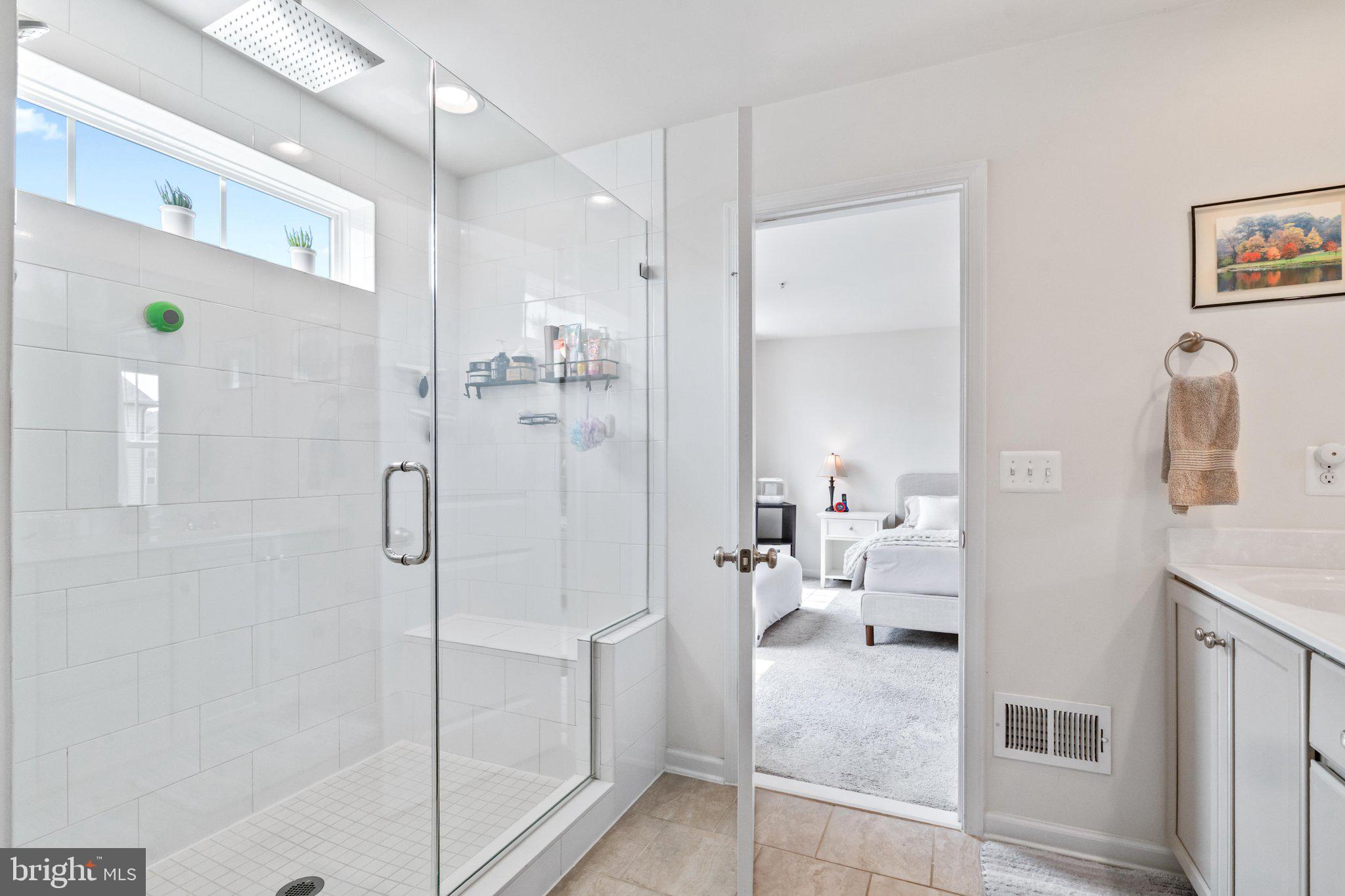 TALLYN RIDGE - Residential