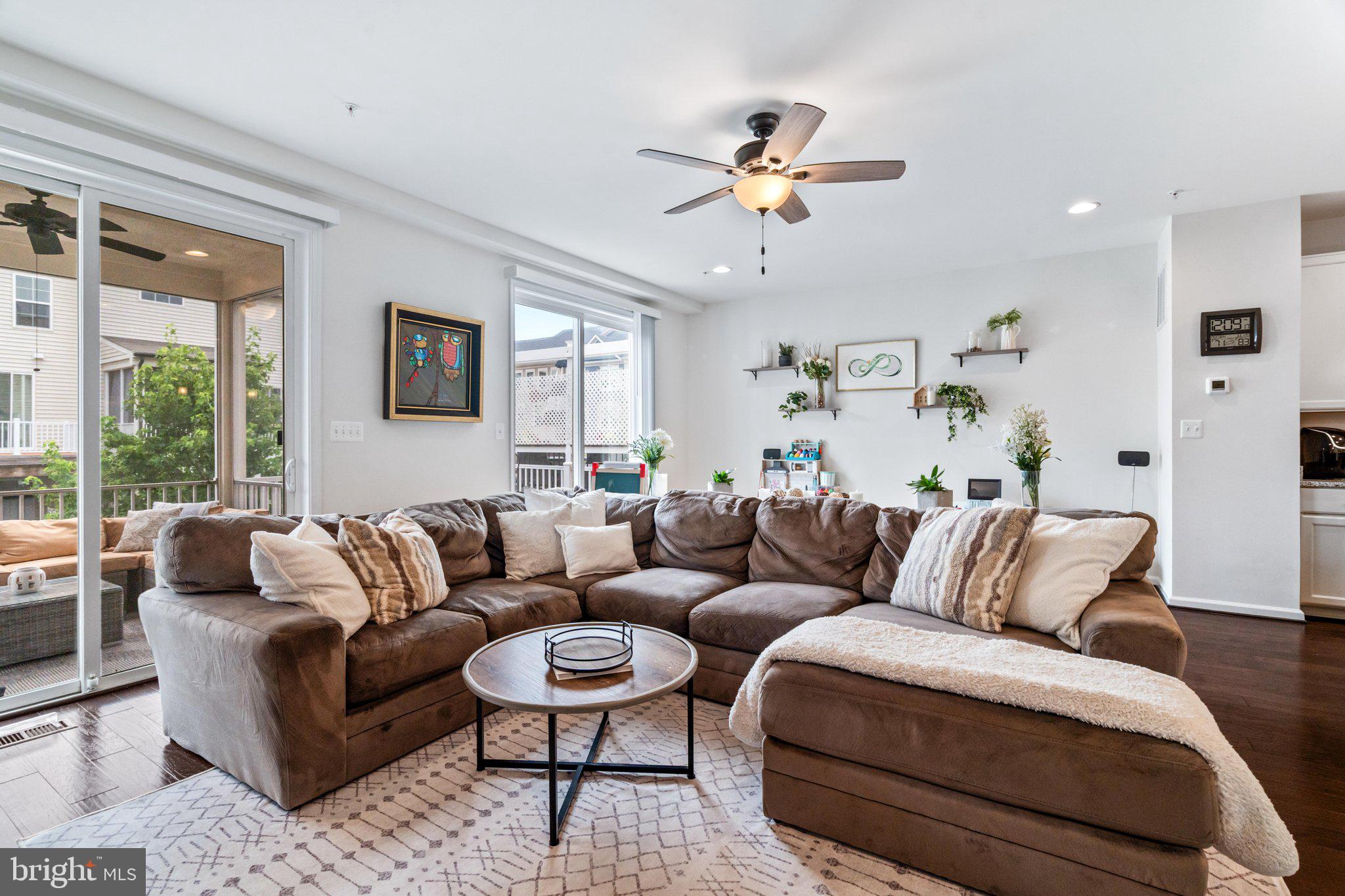 TALLYN RIDGE - Residential