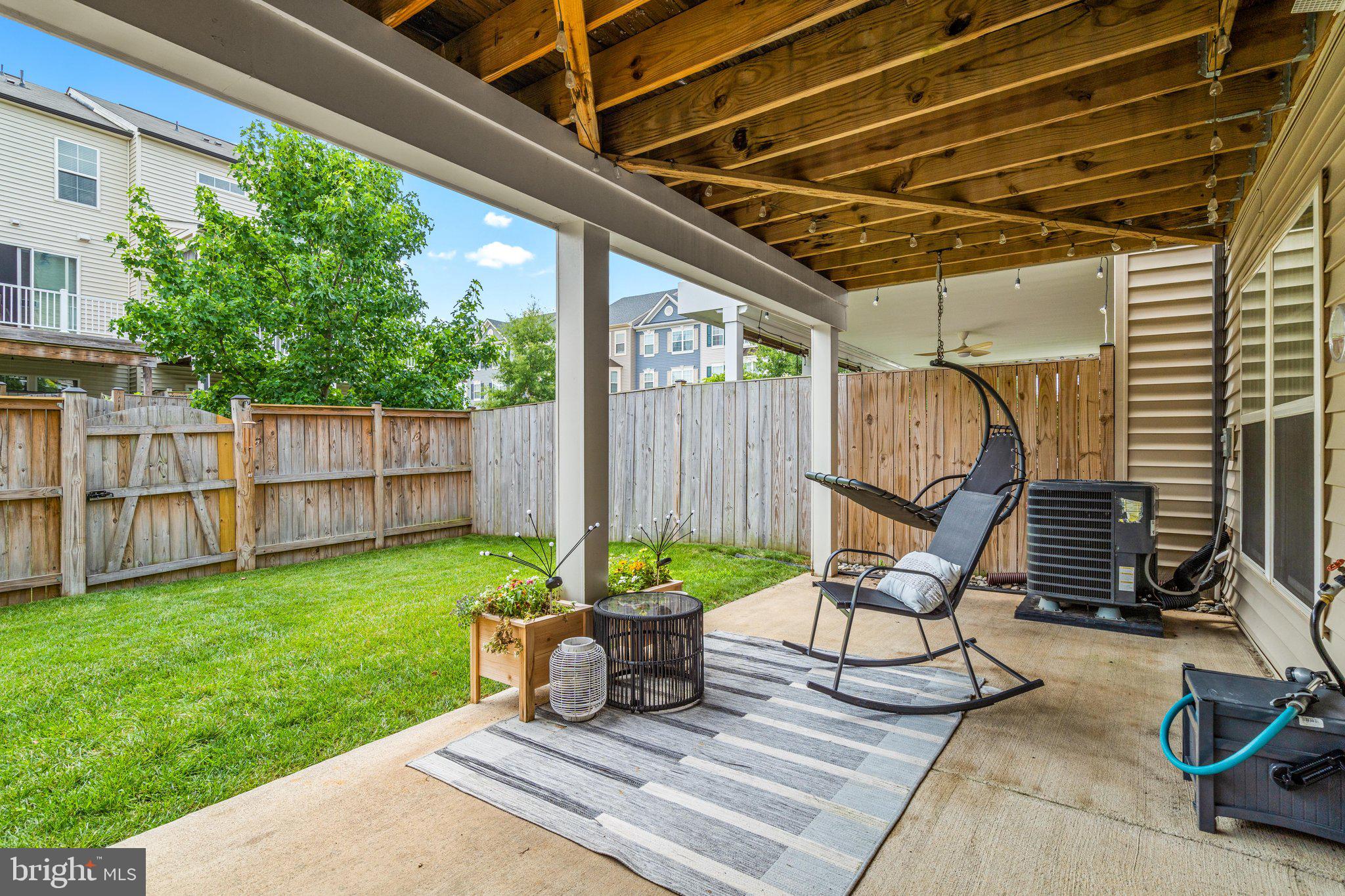 TALLYN RIDGE - Residential