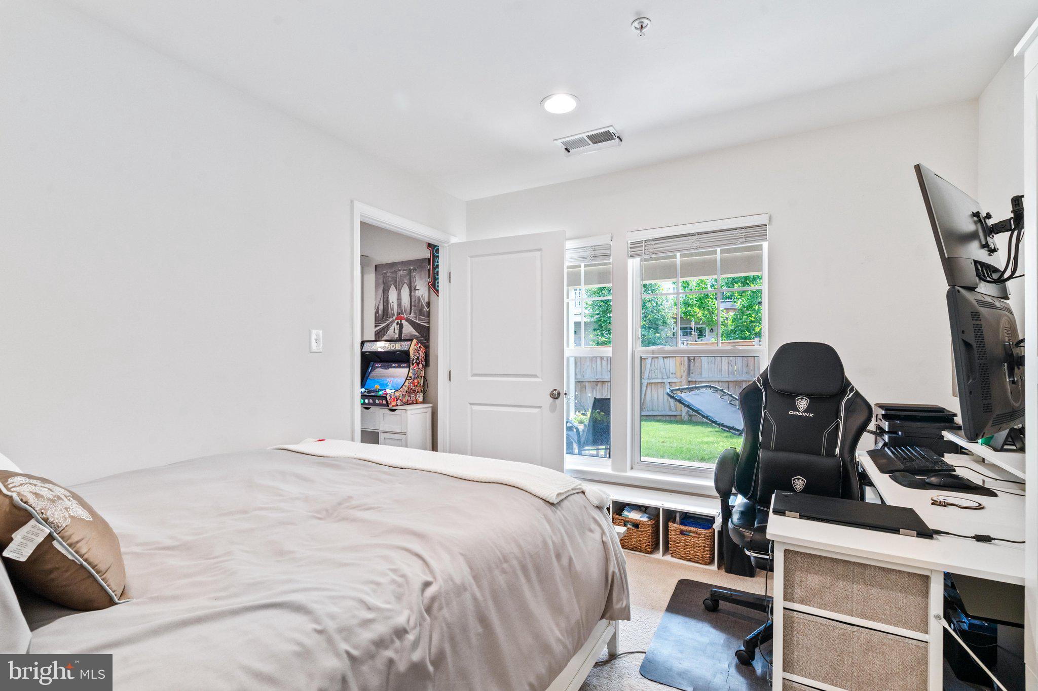 TALLYN RIDGE - Residential