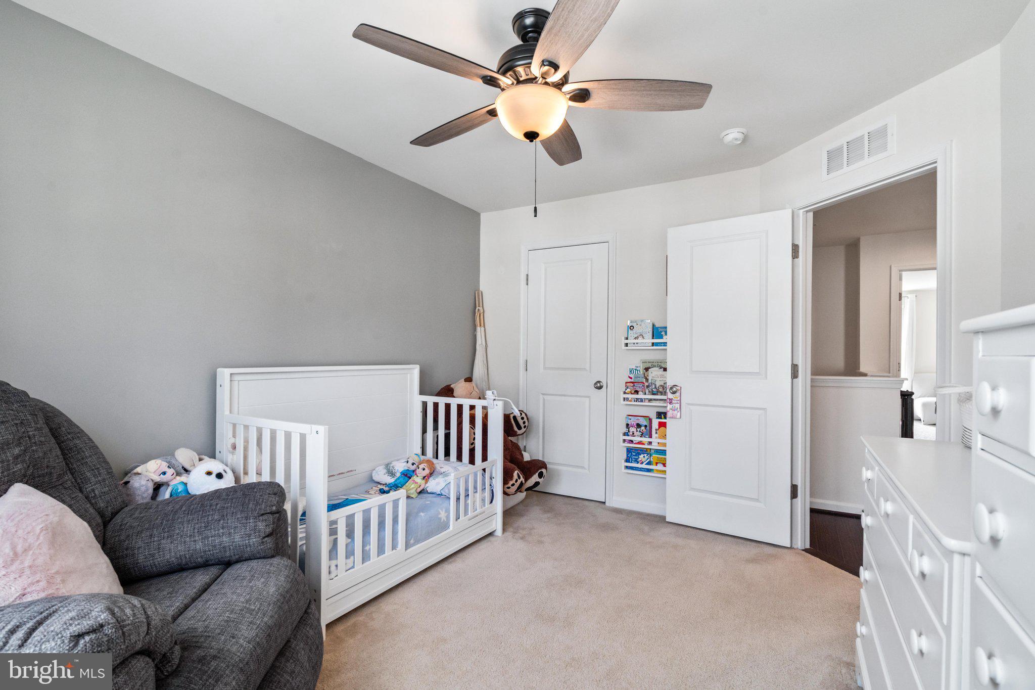 TALLYN RIDGE - Residential