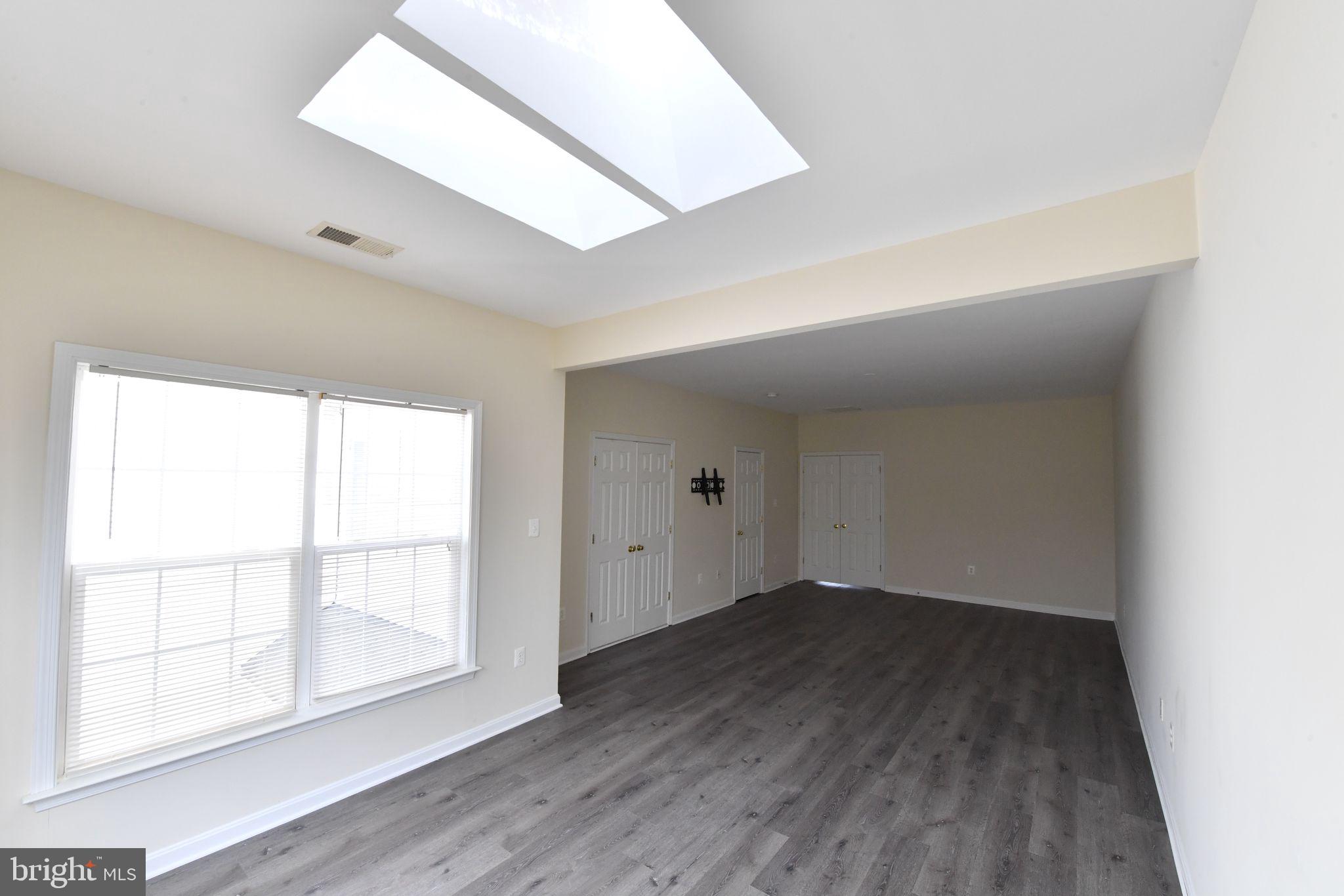 AMBERLEIGH - Residential Lease