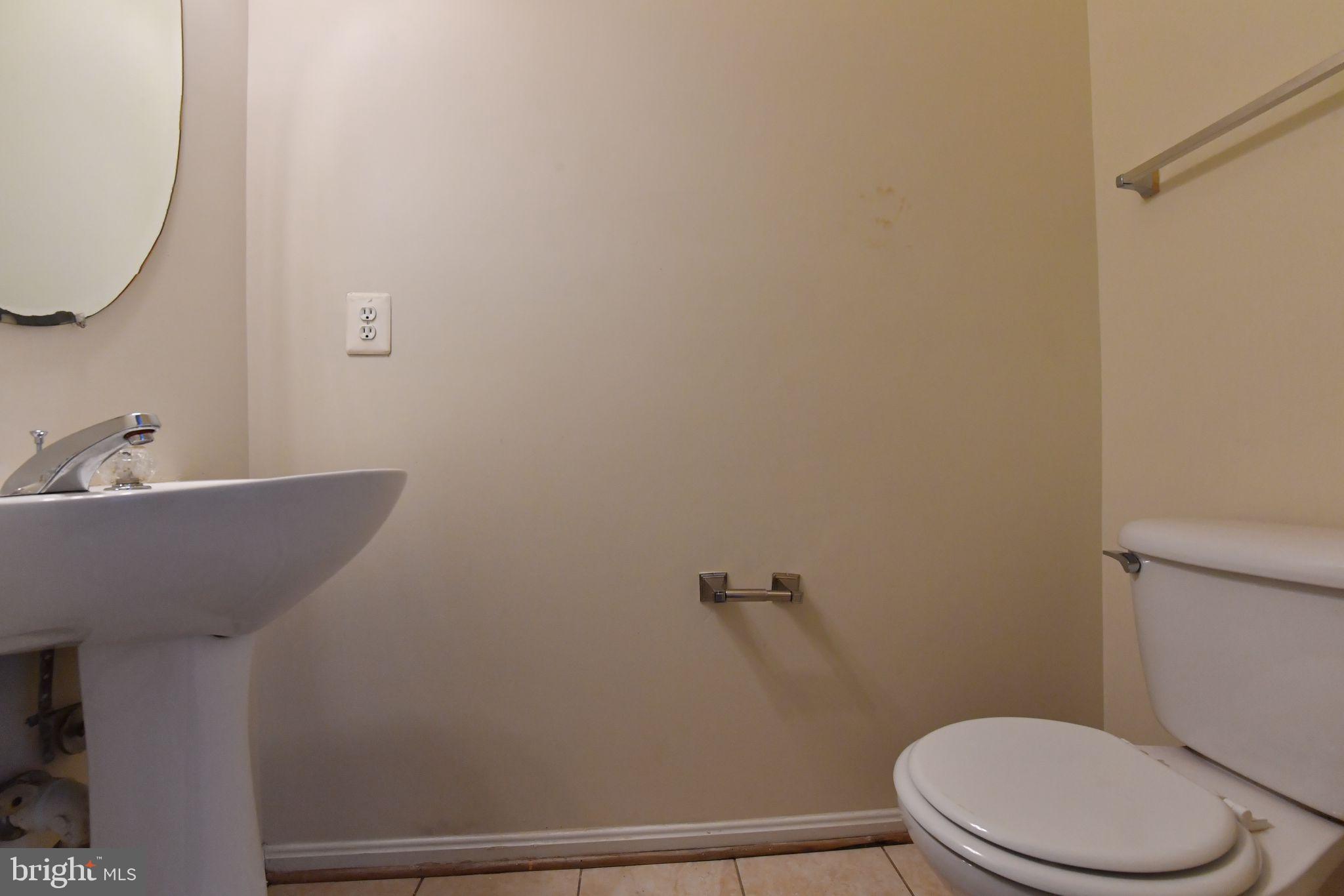 AMBERLEIGH - Residential Lease