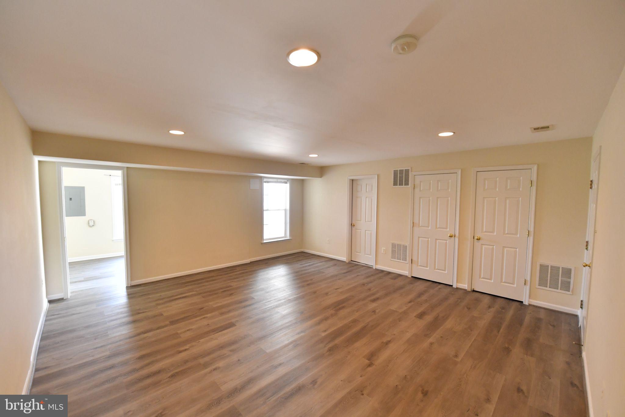 AMBERLEIGH - Residential Lease