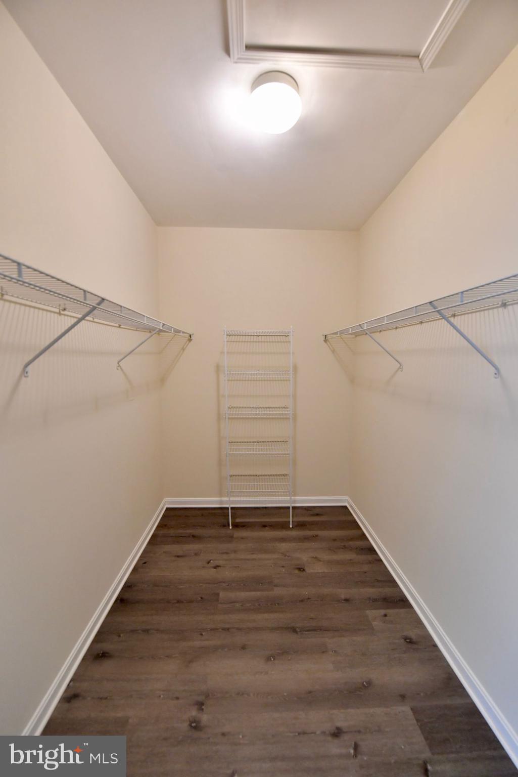AMBERLEIGH - Residential Lease