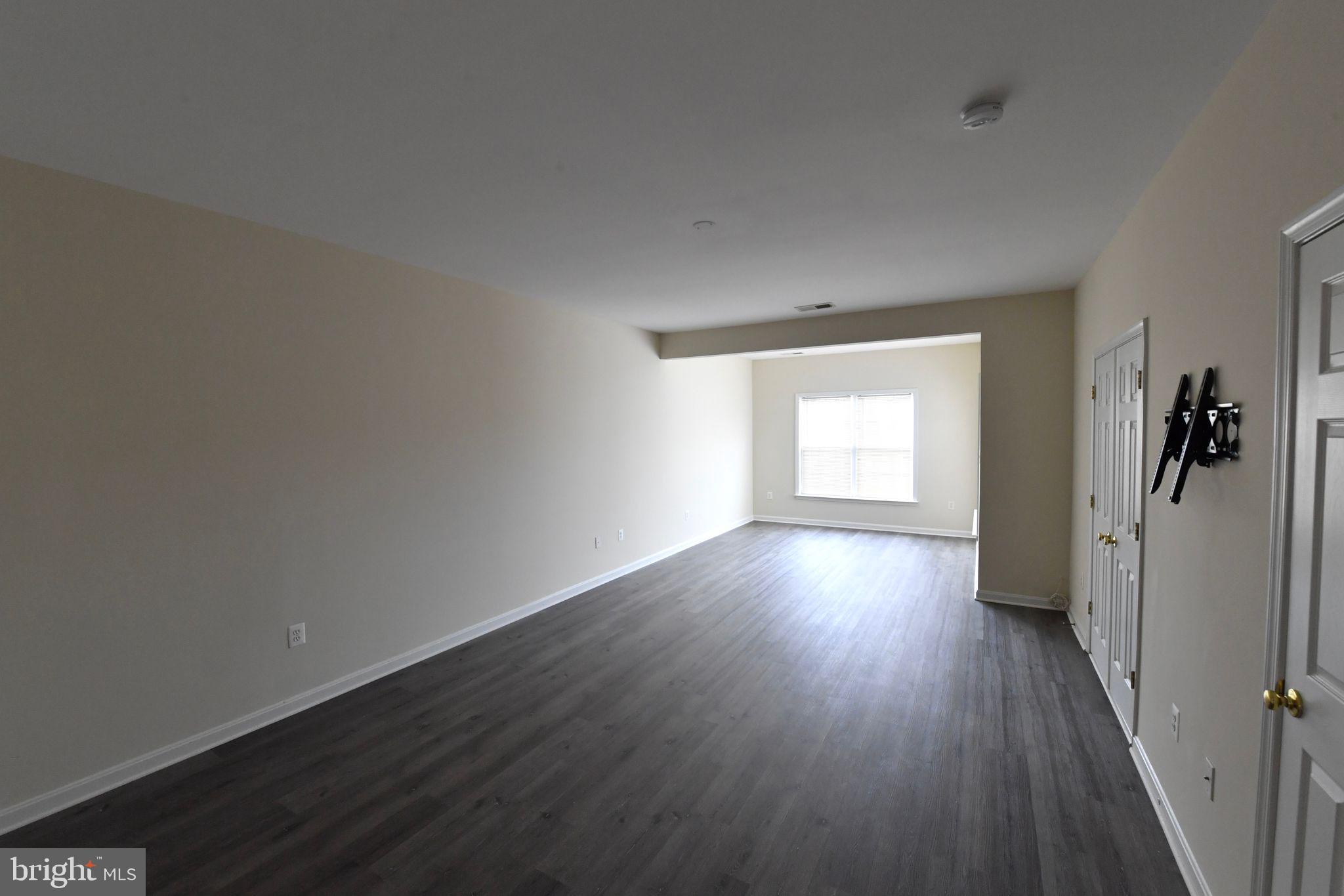 AMBERLEIGH - Residential Lease