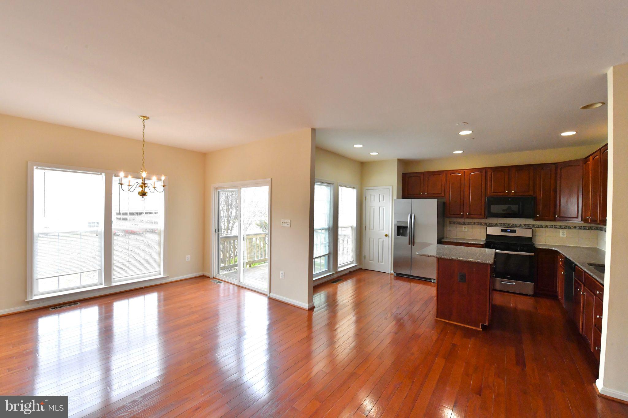 AMBERLEIGH - Residential Lease