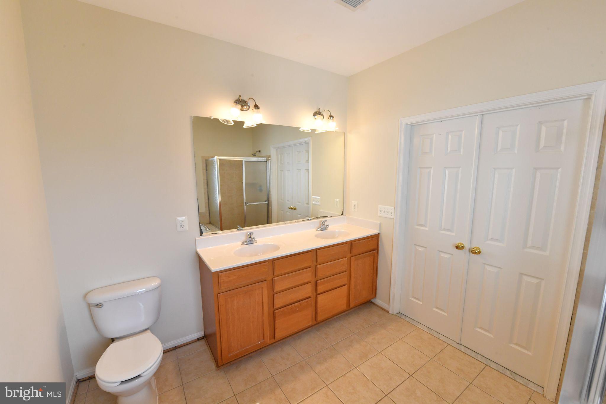 AMBERLEIGH - Residential Lease