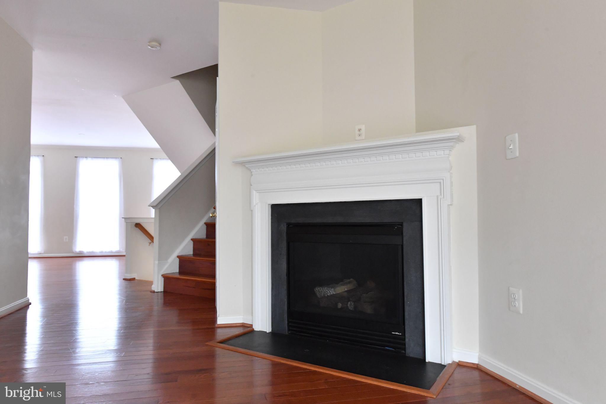 AMBERLEIGH - Residential Lease