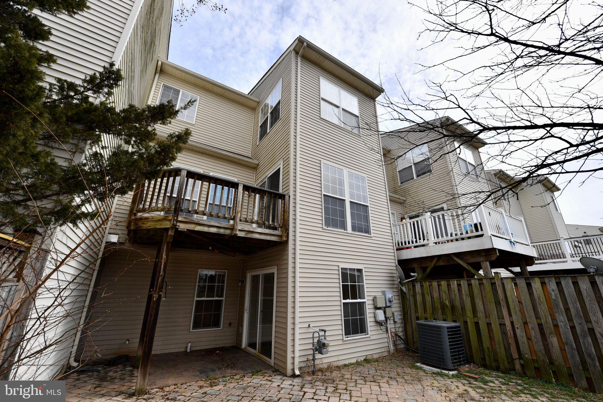 AMBERLEIGH - Residential Lease