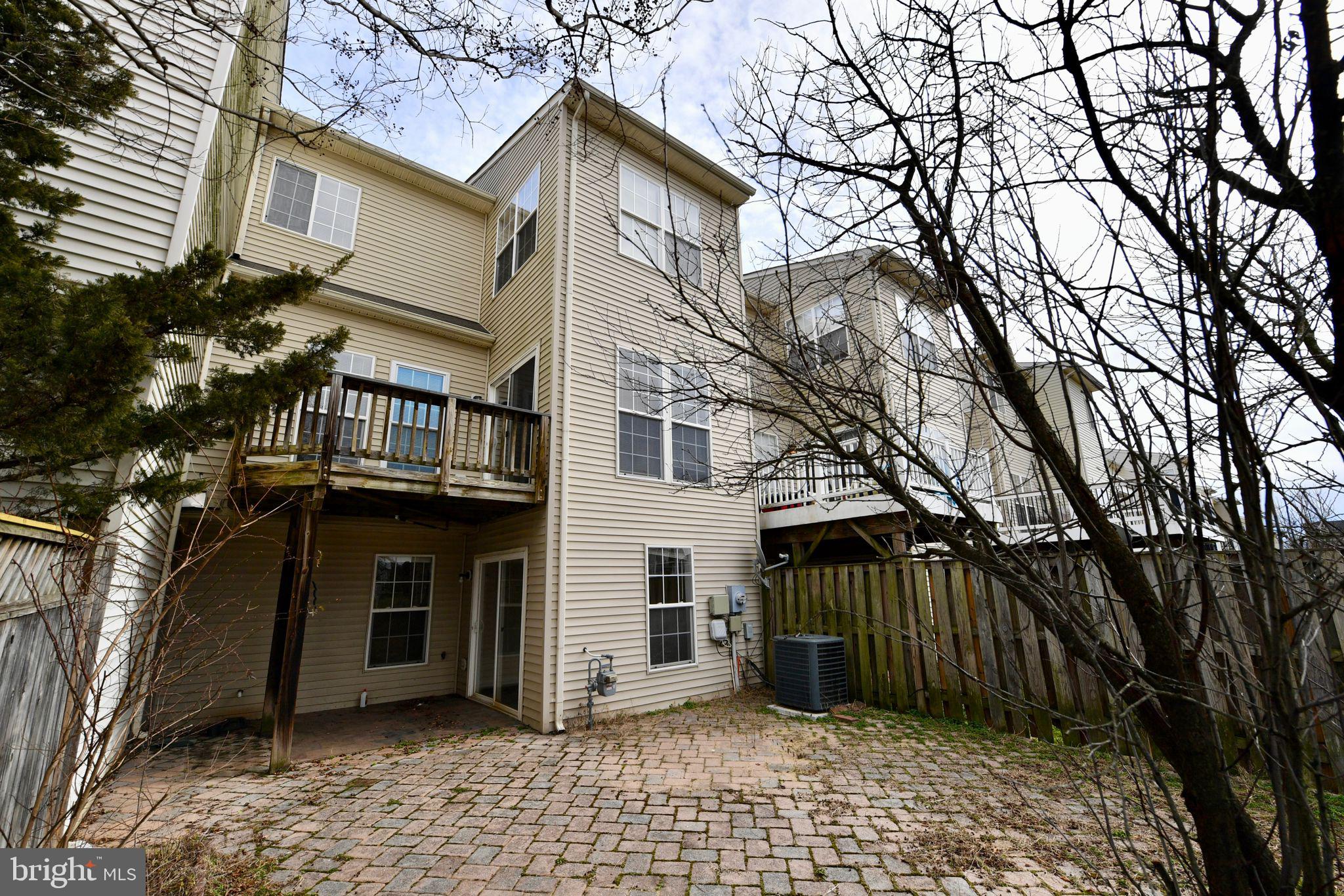 AMBERLEIGH - Residential Lease