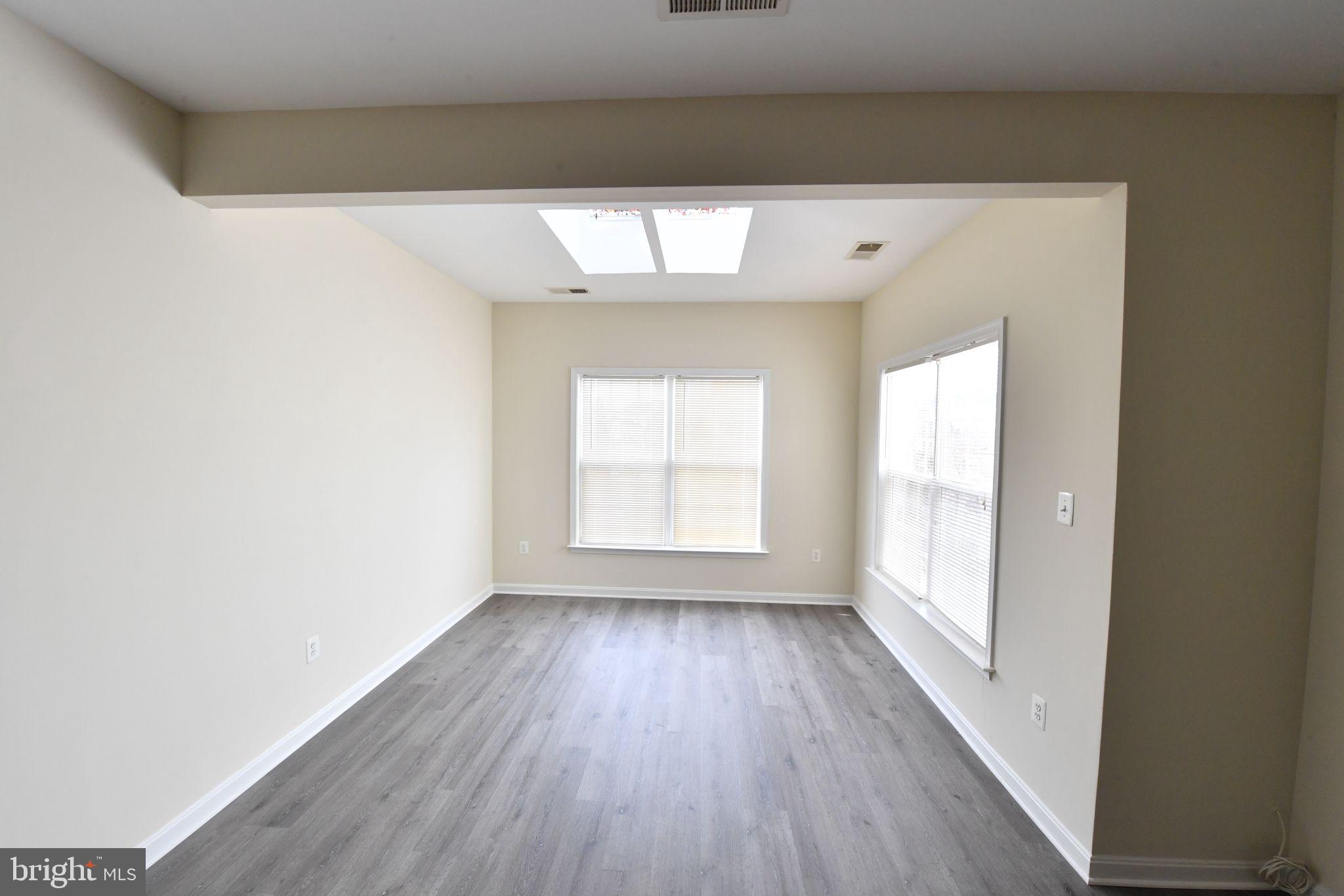 AMBERLEIGH - Residential Lease
