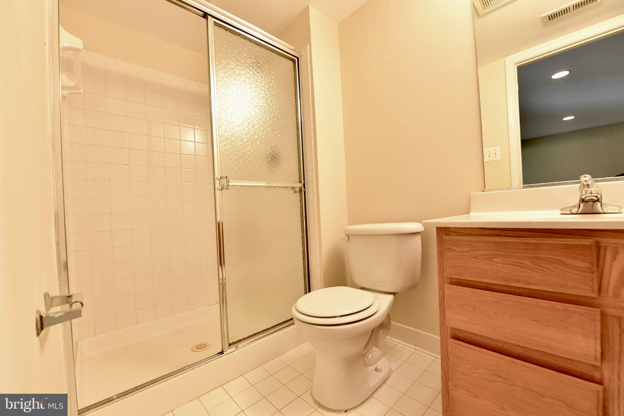 AMBERLEIGH - Residential Lease