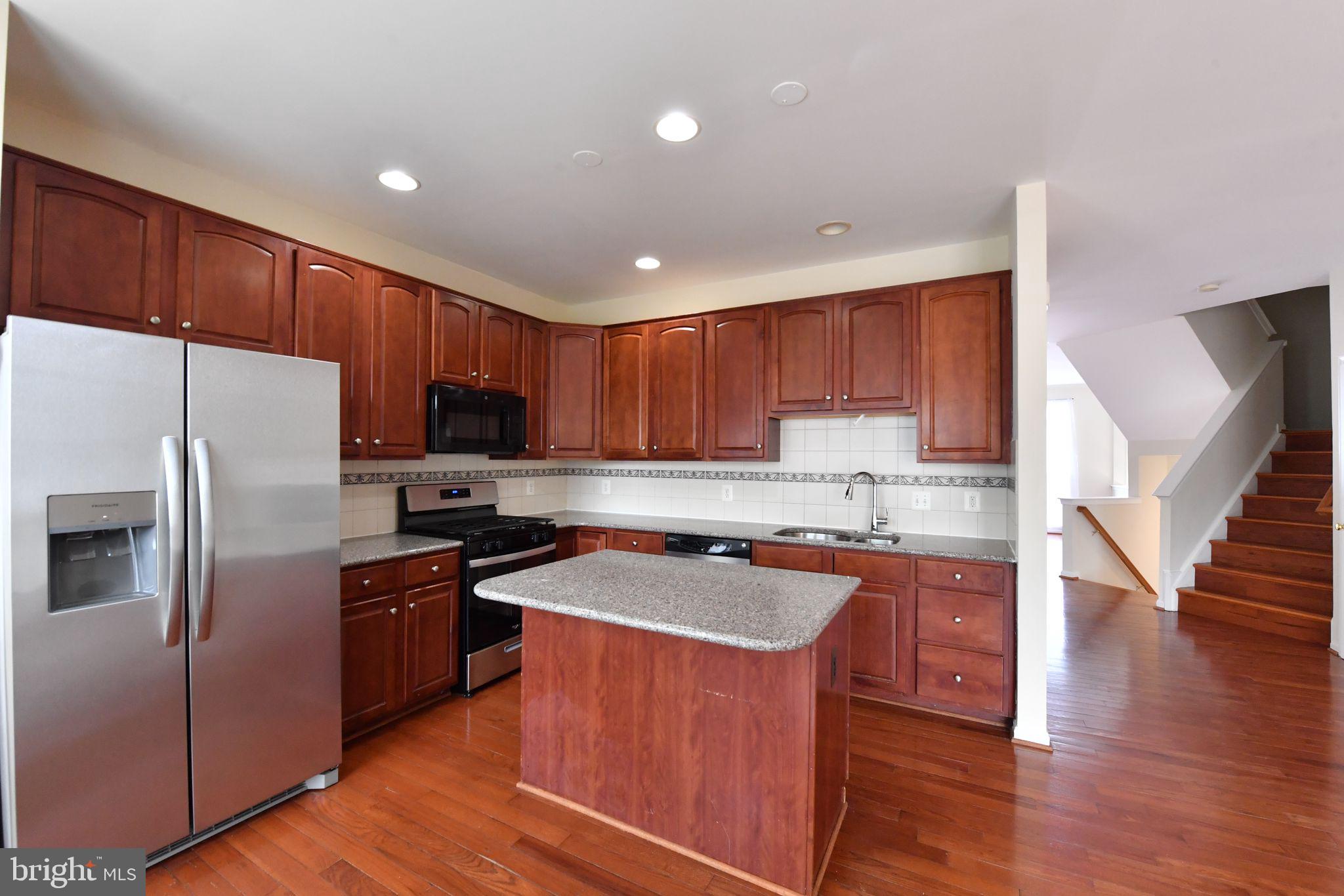 AMBERLEIGH - Residential Lease