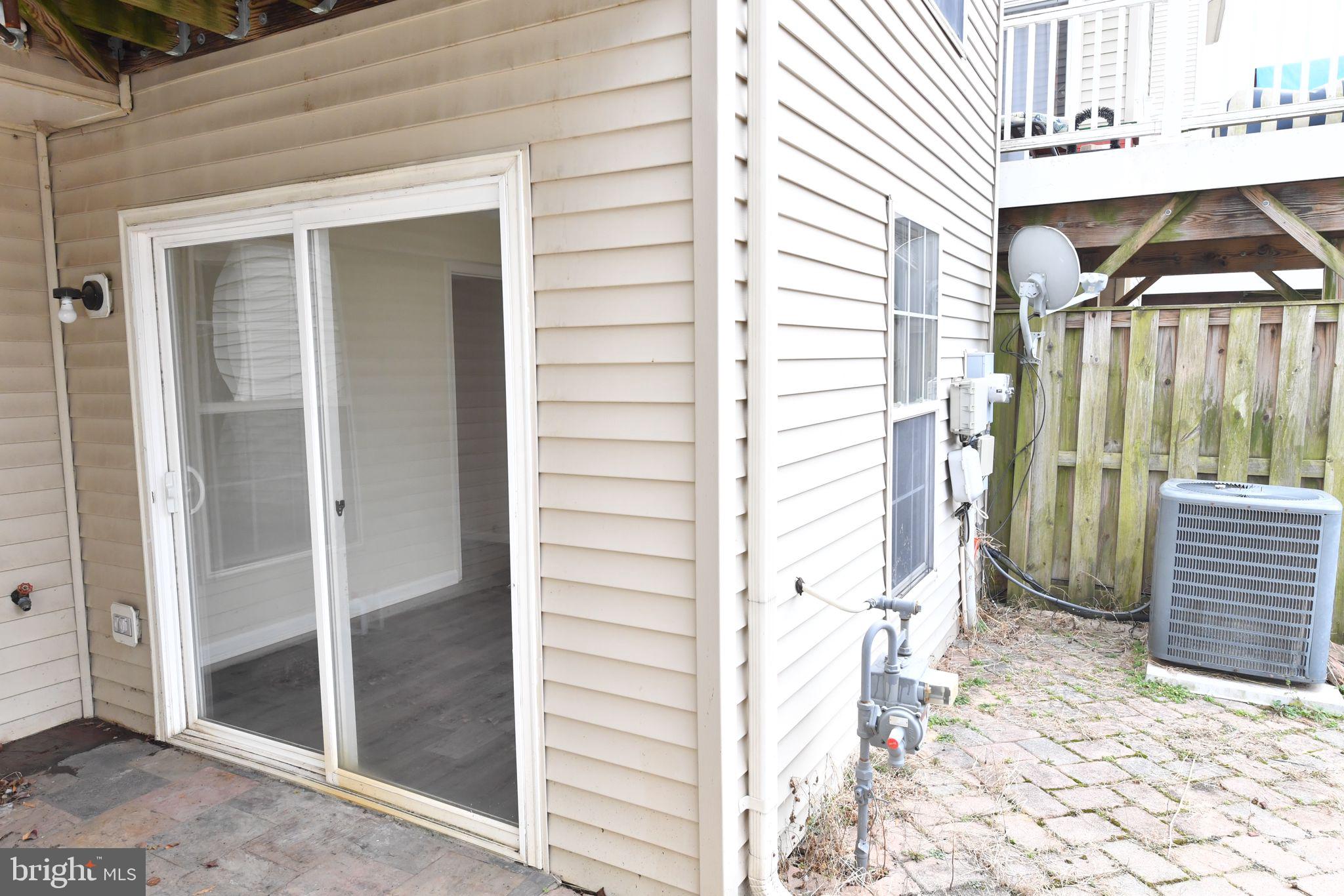 AMBERLEIGH - Residential Lease