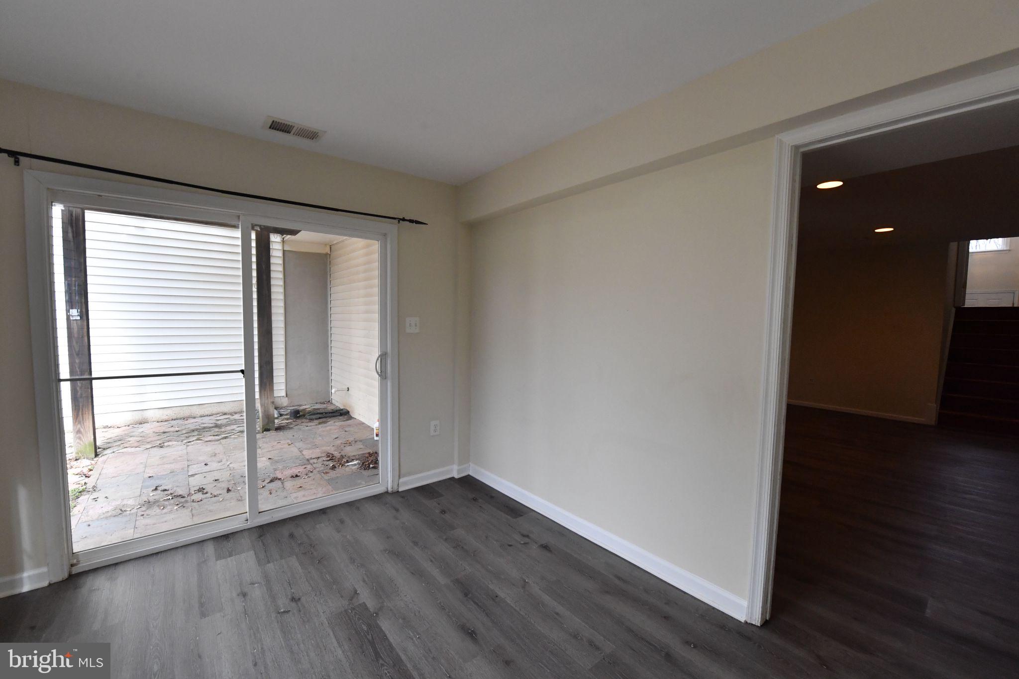 AMBERLEIGH - Residential Lease