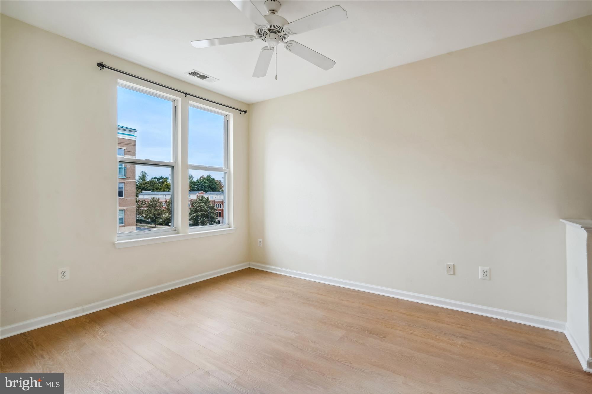SAVOY AT RESTON TOWN CENTER - Residential Lease