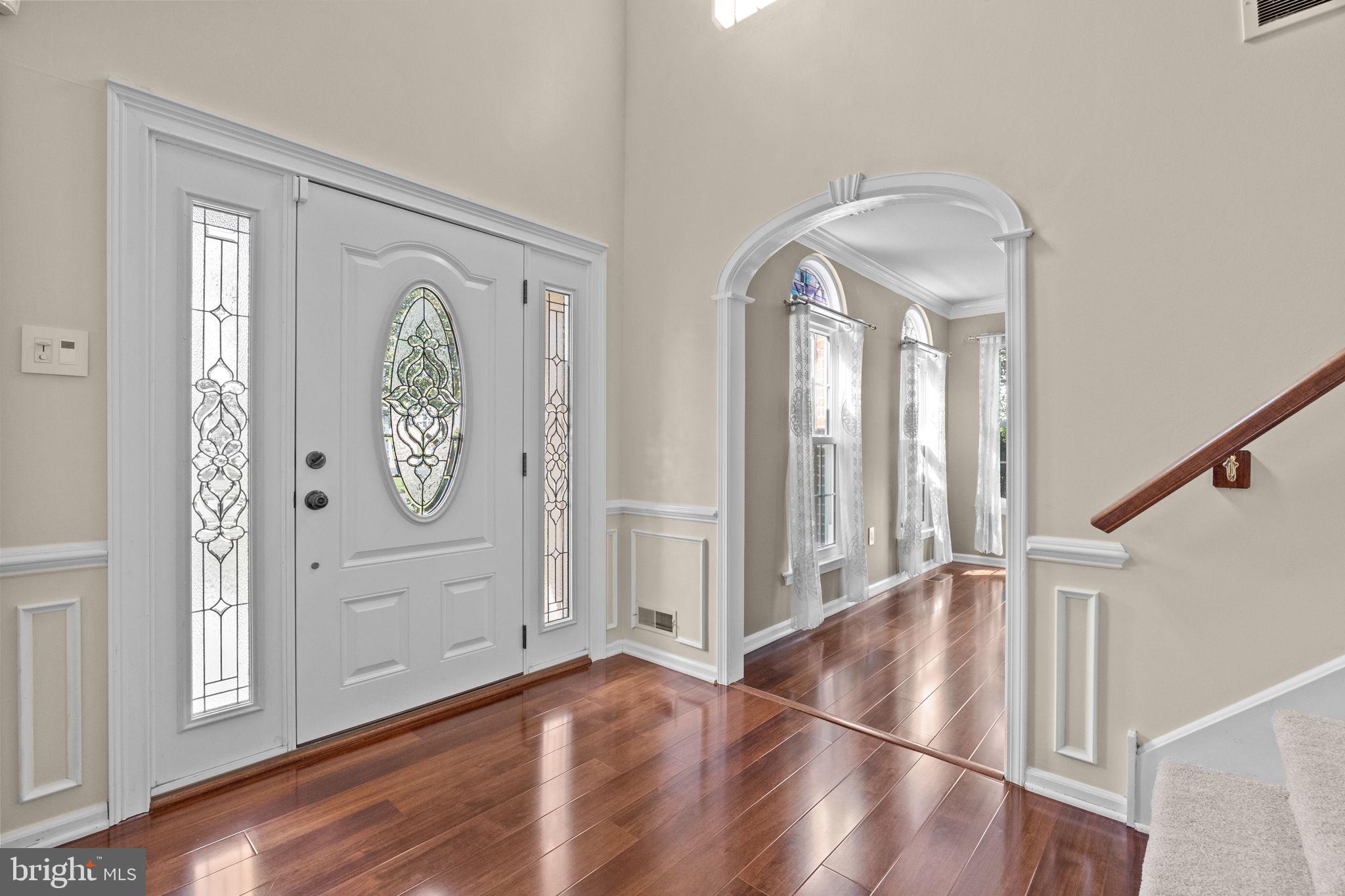 LONGSHORE ESTS - Residential