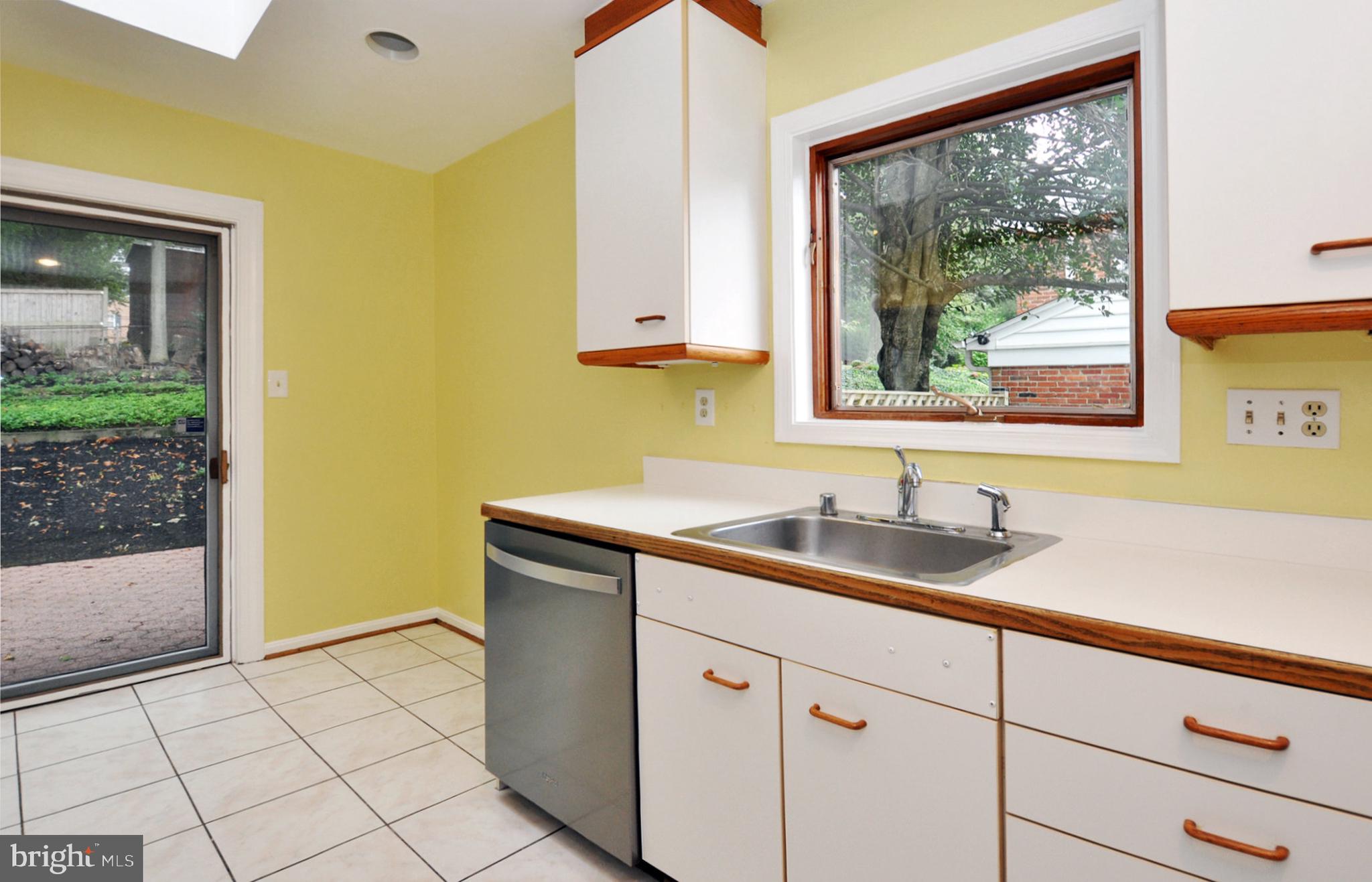 OAKWOOD KNOLLS - Residential