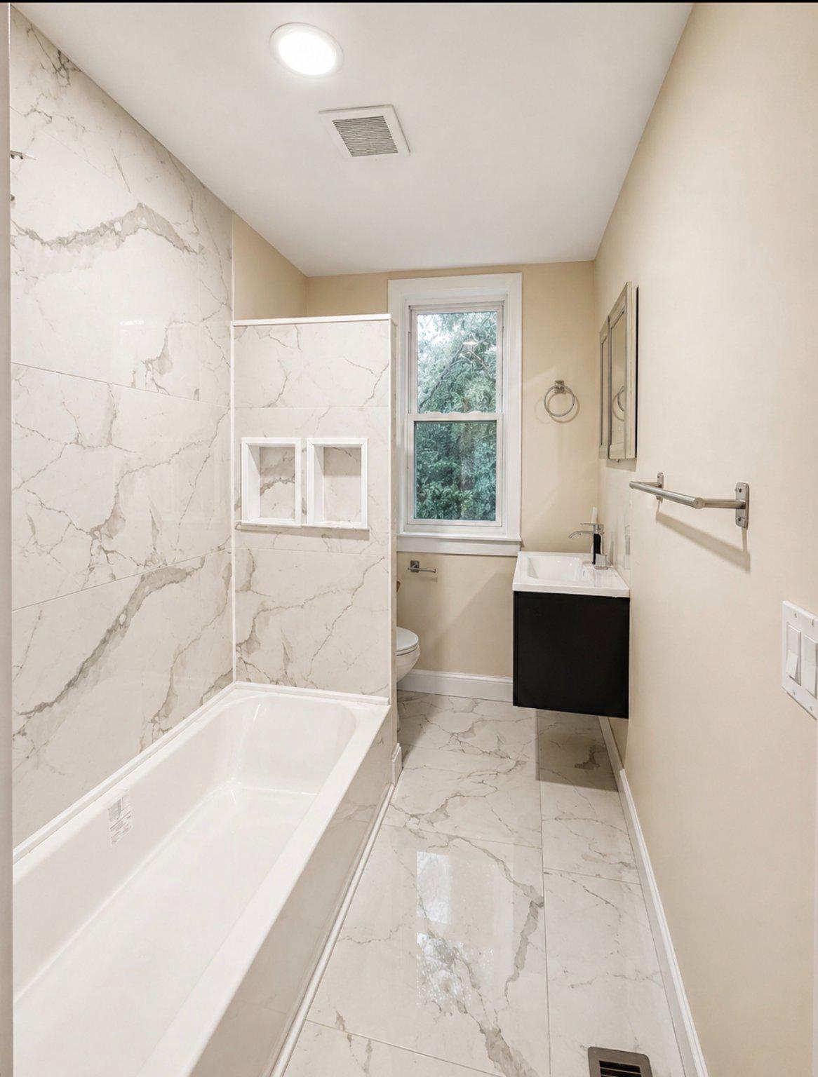 ELMWOOD PARK - Residential
