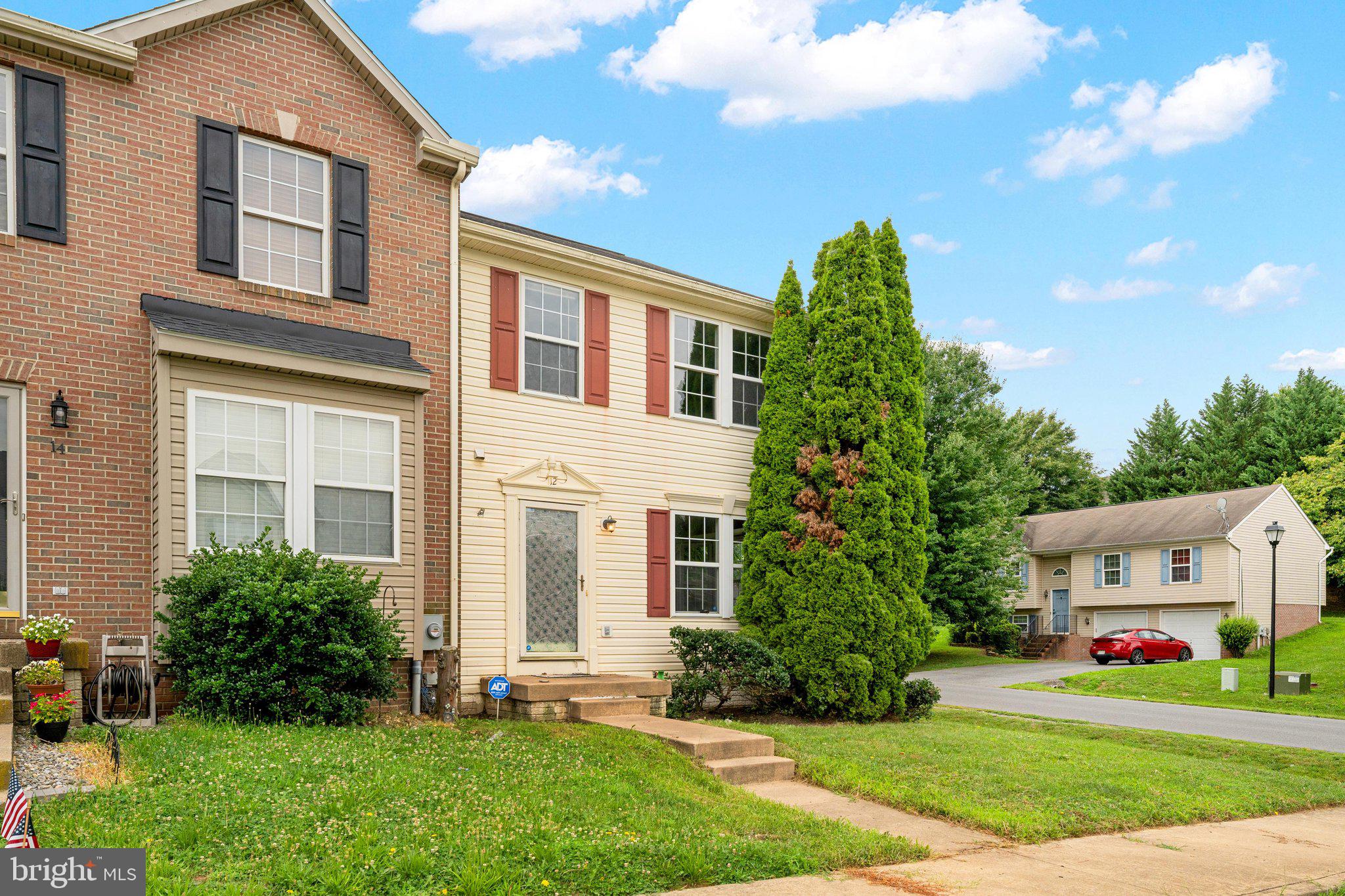 LAUREL RIDGE - Residential