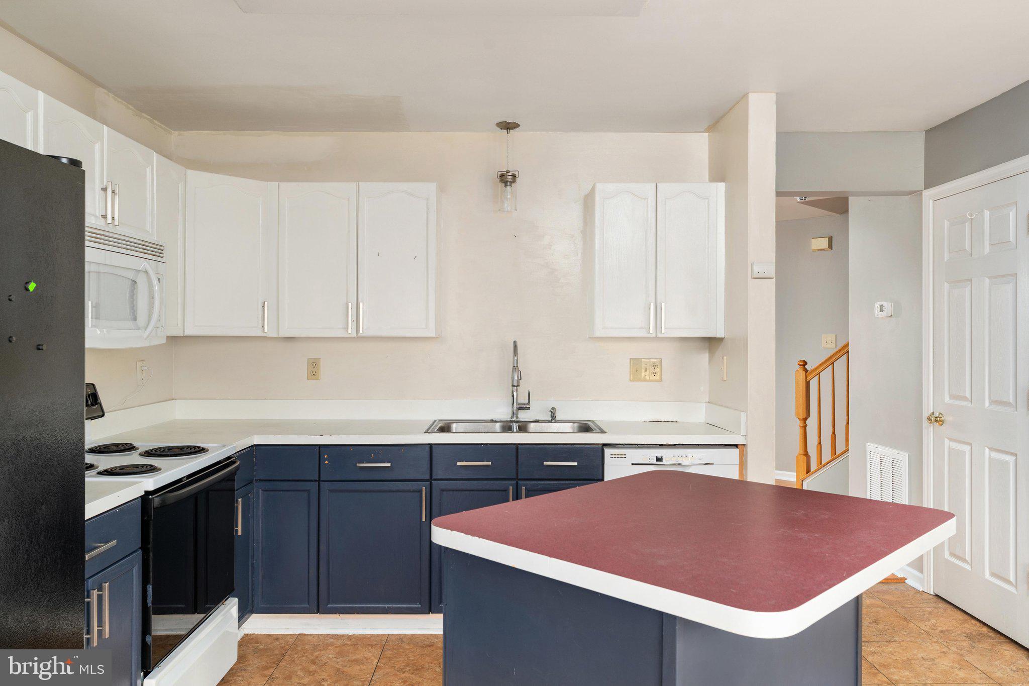 LAUREL RIDGE - Residential