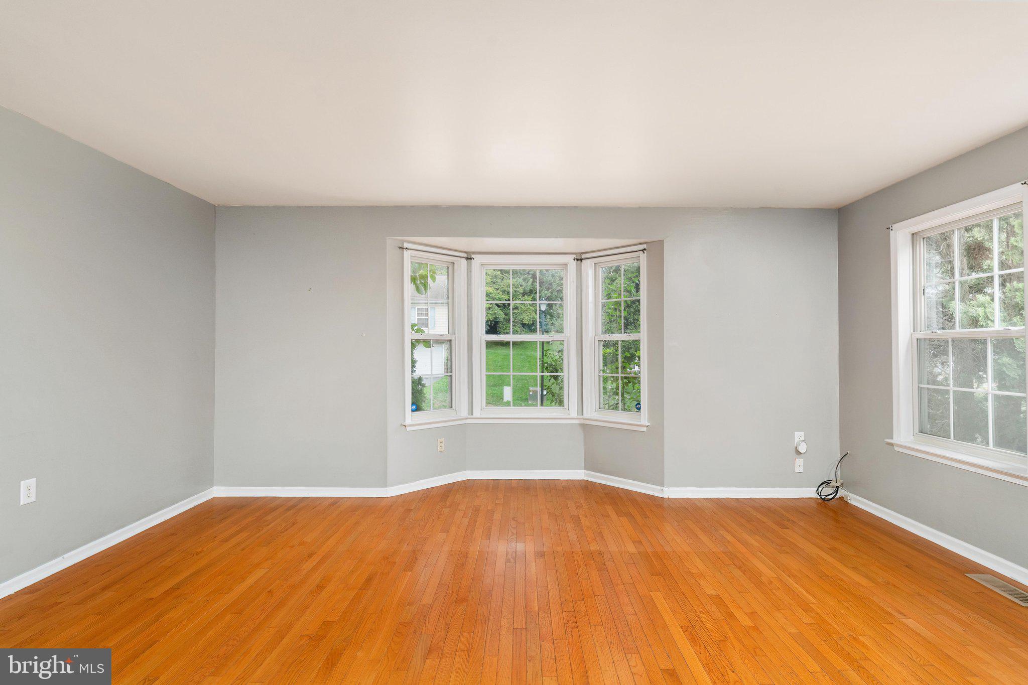 LAUREL RIDGE - Residential
