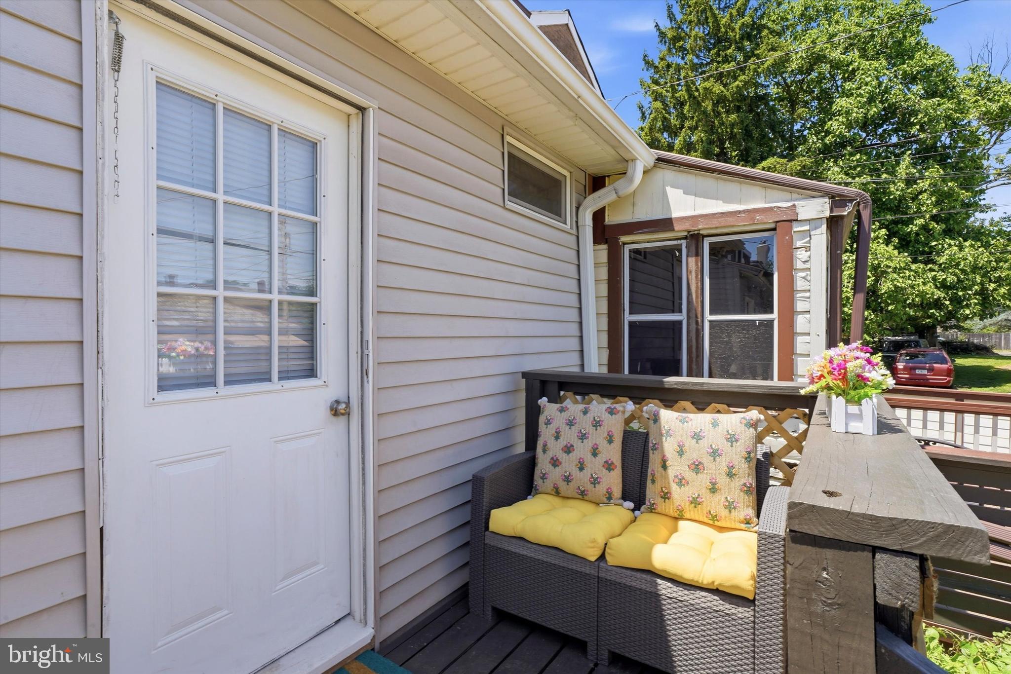 LANSDALE - Residential
