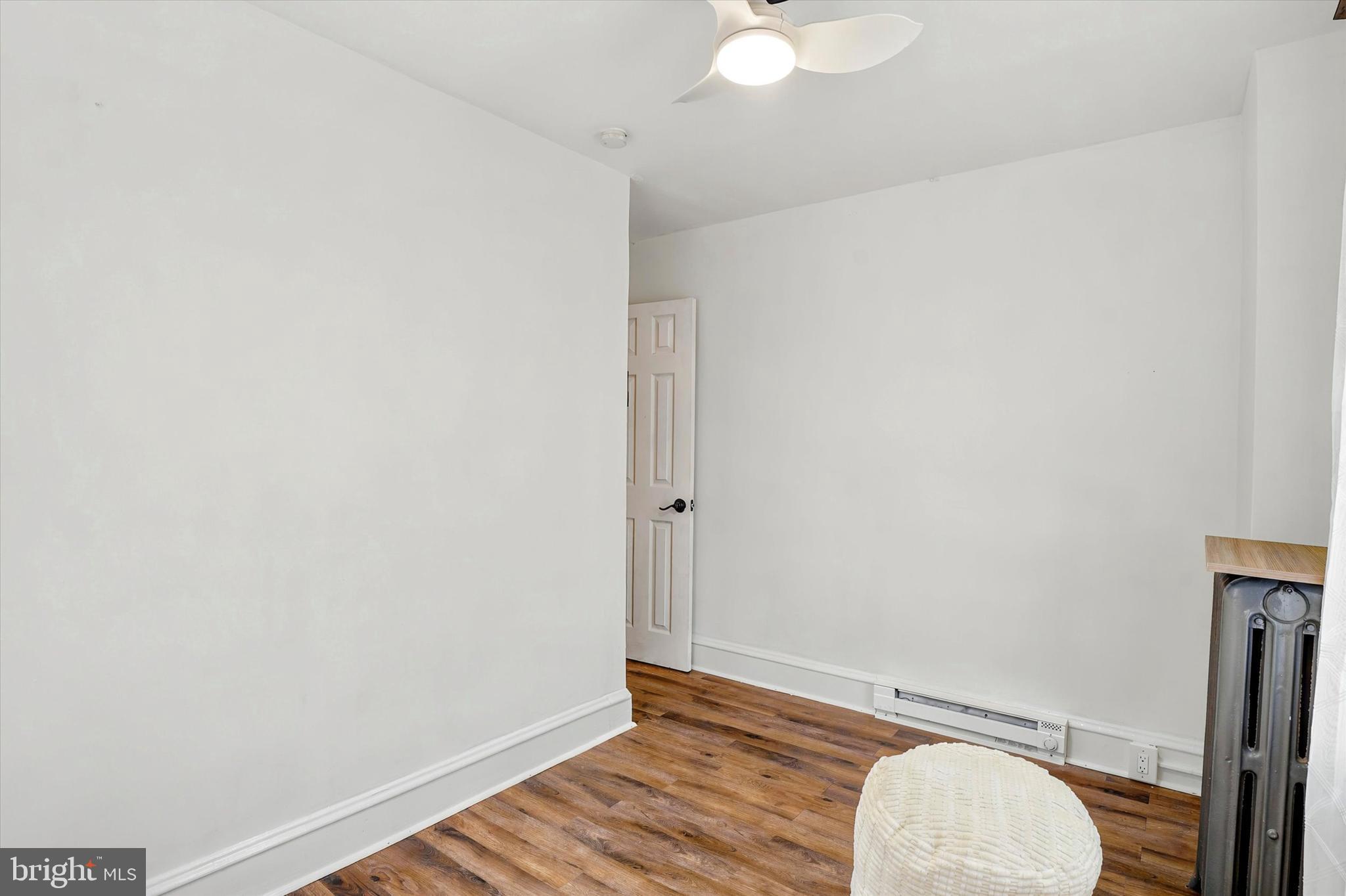 LANSDALE - Residential