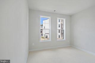 METRO WALK AT MOOREFIELD STATION - Residential