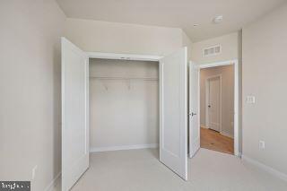 METRO WALK AT MOOREFIELD STATION - Residential