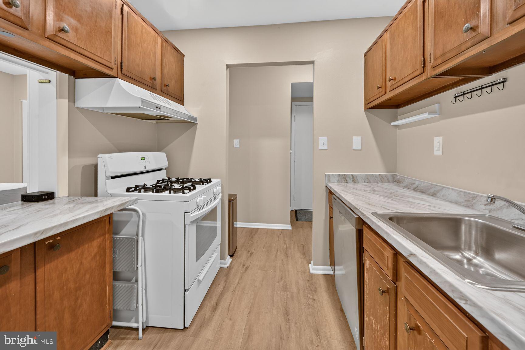 MONTGOMERY CENTURY - Residential