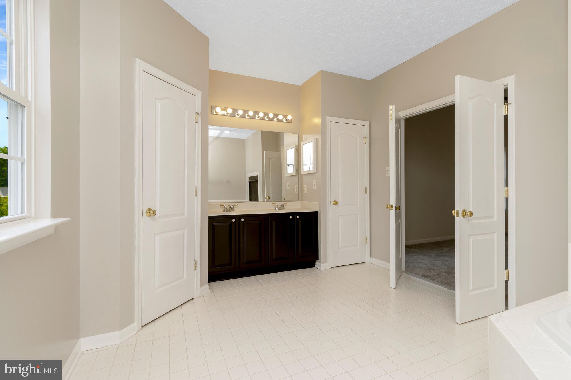 POMEROY MANOR - Residential