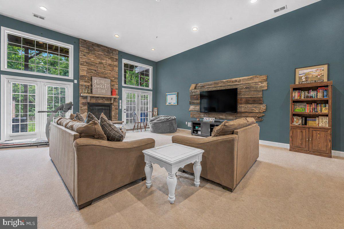 URBANA HIGHLANDS - Residential