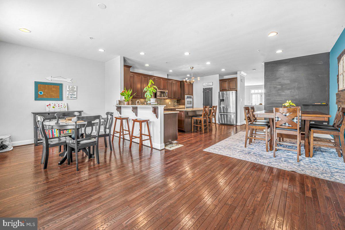 URBANA HIGHLANDS - Residential
