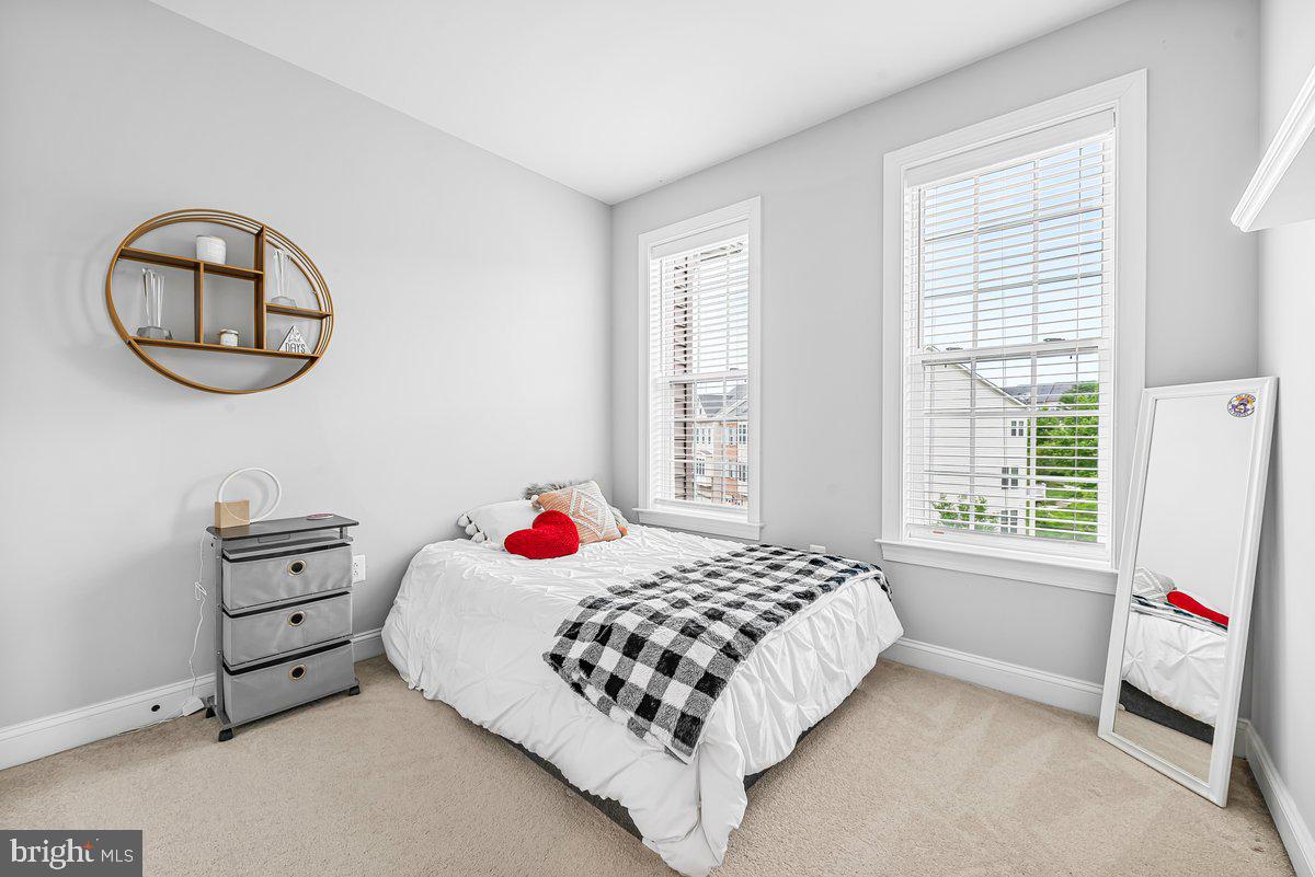 URBANA HIGHLANDS - Residential
