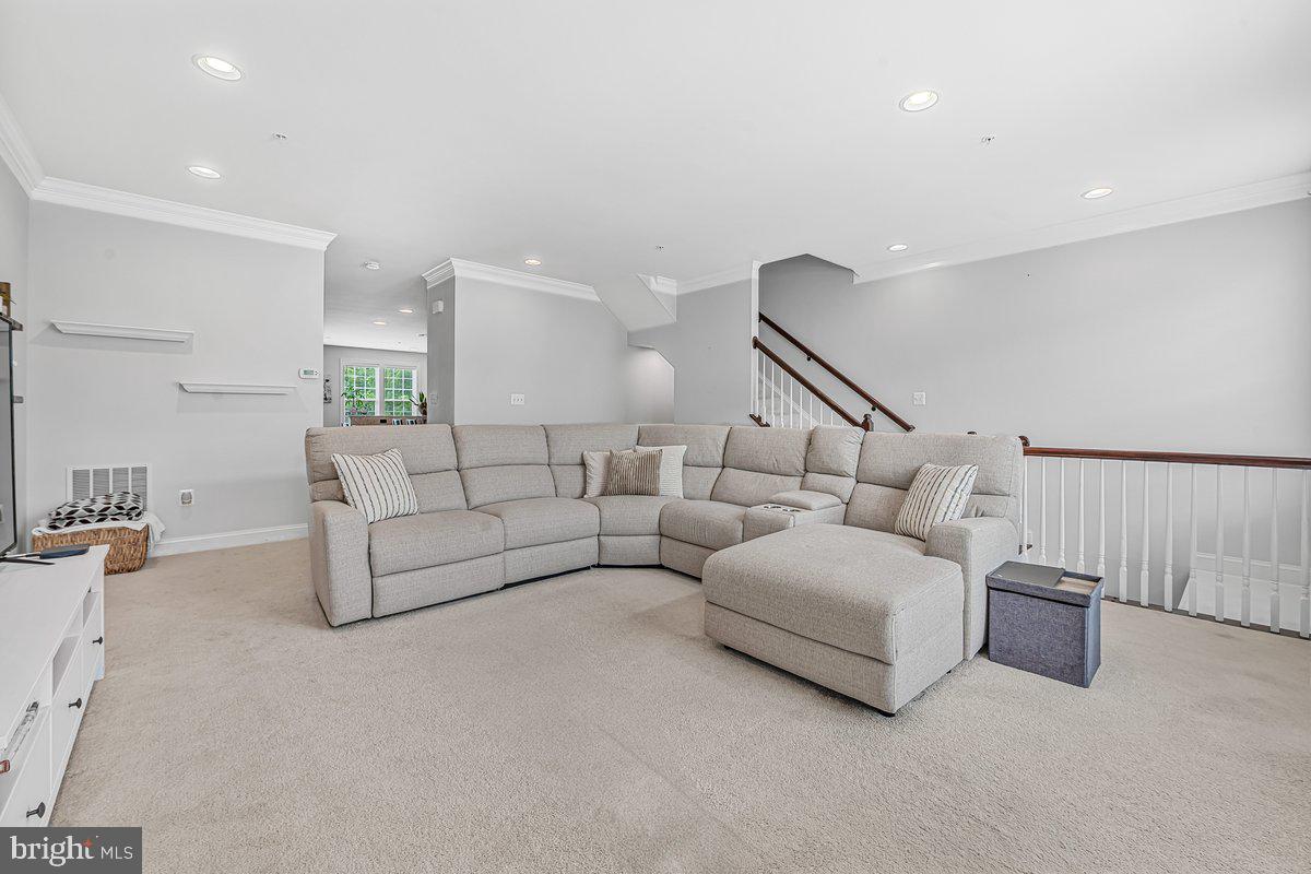 URBANA HIGHLANDS - Residential