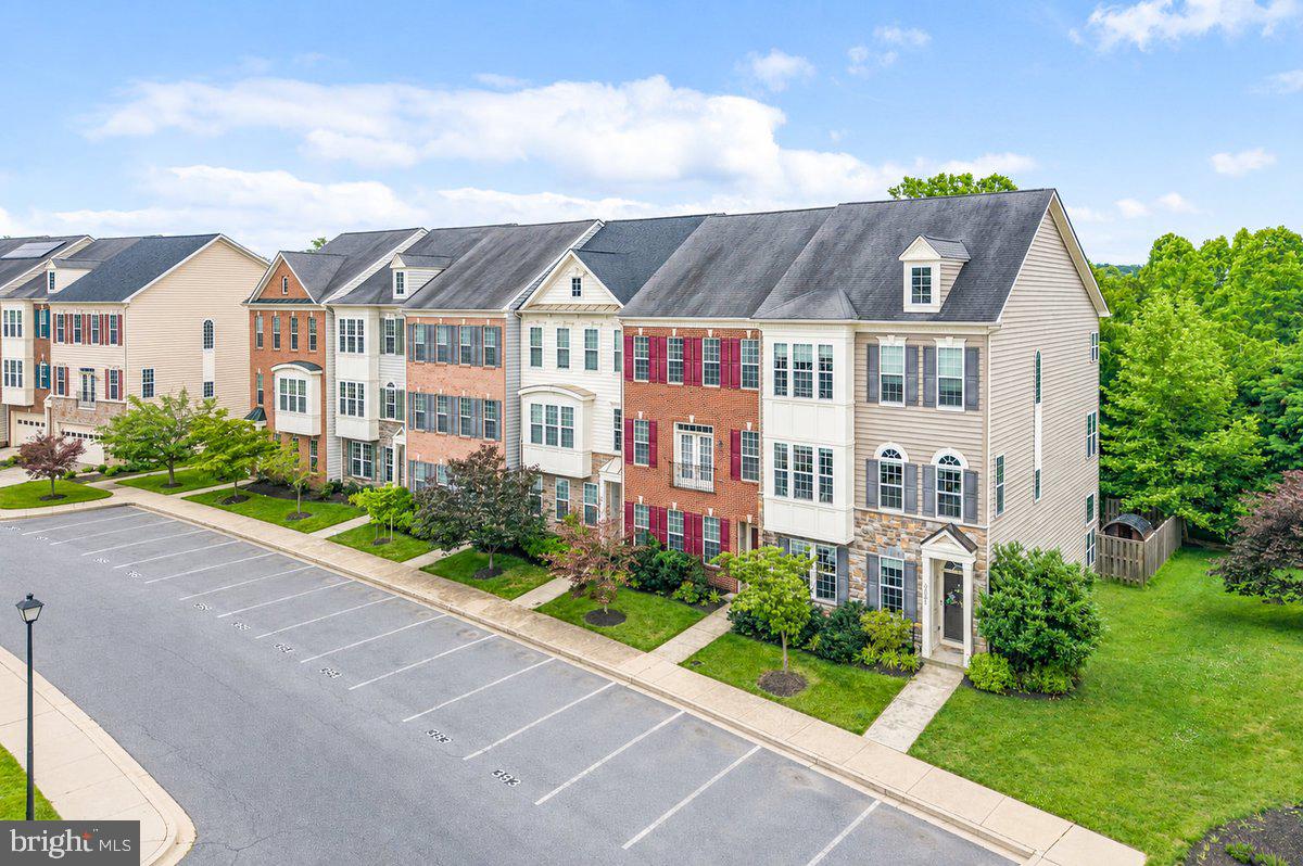 URBANA HIGHLANDS - Residential