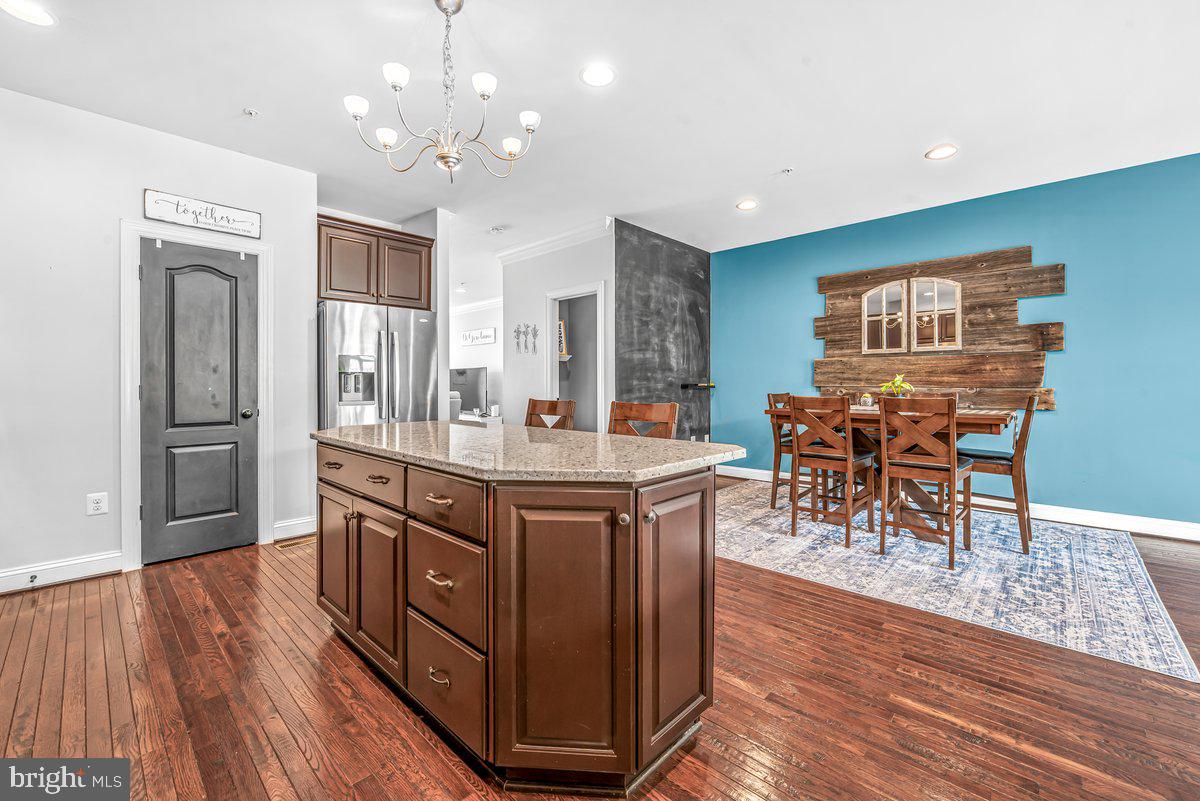 URBANA HIGHLANDS - Residential