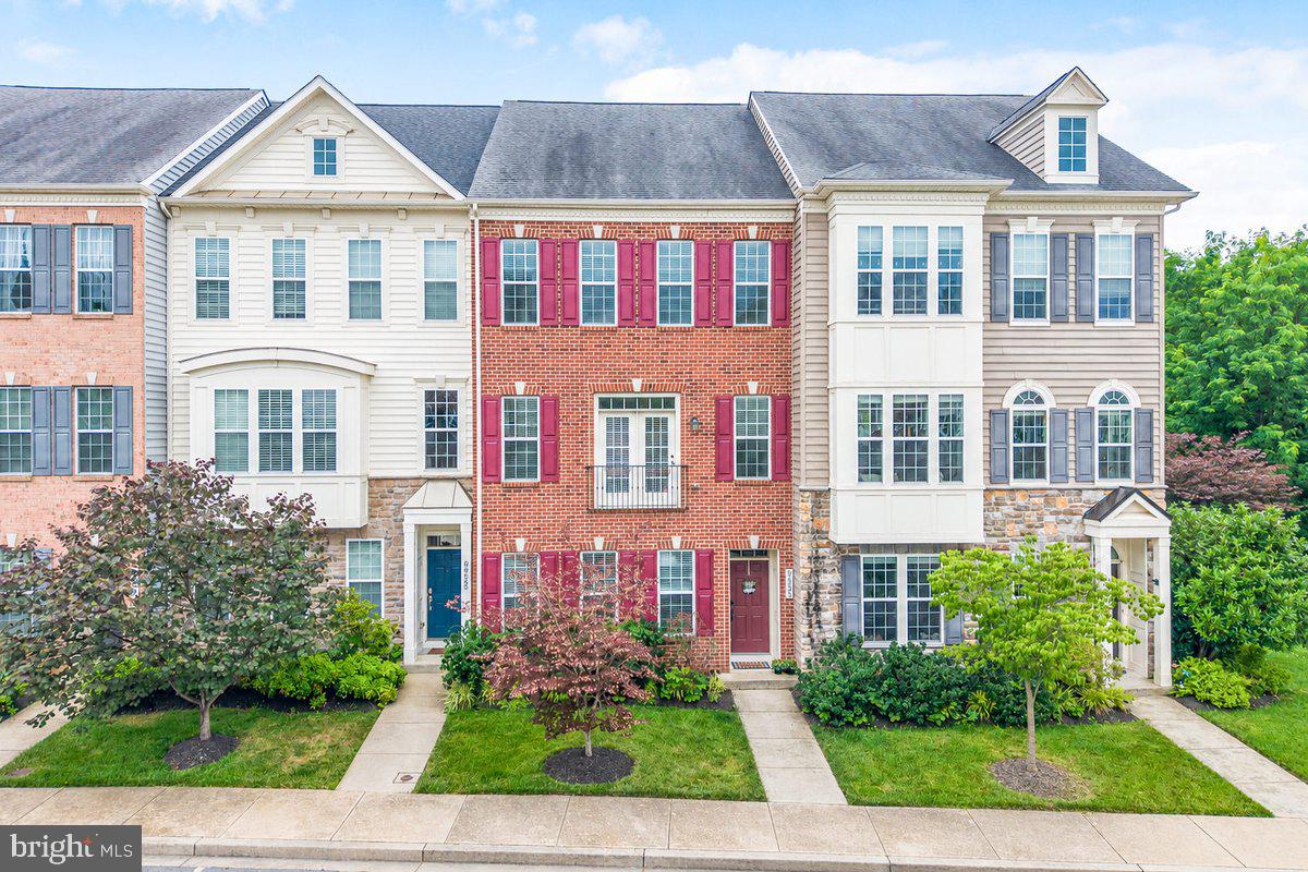 Experience refined living in this stunning three-level townhome in sought-after Urbana Highlands—truly move-in ready and beautifully appointed throughout.

Bright, open layout with rich wood floors and impressive 13-foot ceilings in the recreation room.
Cozy gas fireplace with a stone surround in the main living area.
Gourmet kitchen features granite countertops, espresso cabinetry, subway tile backsplash, stainless steel appliances, double wall ovens, and a 5-burner gas cooktop—perfect for everyday cooking and entertaining.
Luxurious primary suite with vaulted ceilings, upgraded ceramic tile, and a spa-style shower with a built-in seat.
Expansive deck overlooking peaceful woods—ideal for morning coffee, grilling, or unwinding at sunset.
Enjoy the Urbana lifestyle: minutes to restaurants, shops, golf, and everything the community has to offer.
Crisp, stylish, and convenient—this home blends elegance with comfort in one of Urbana’s most desirable neighborhoods.