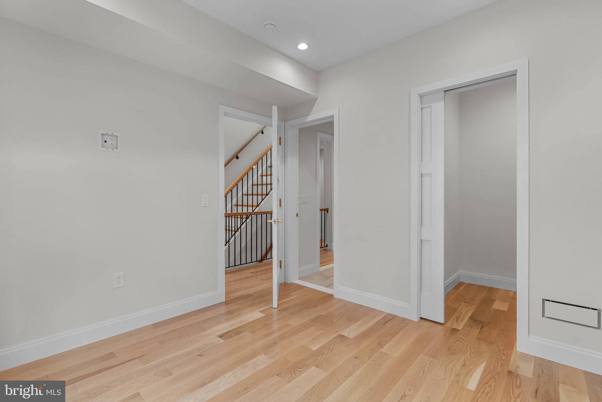 BELLA VISTA - Residential