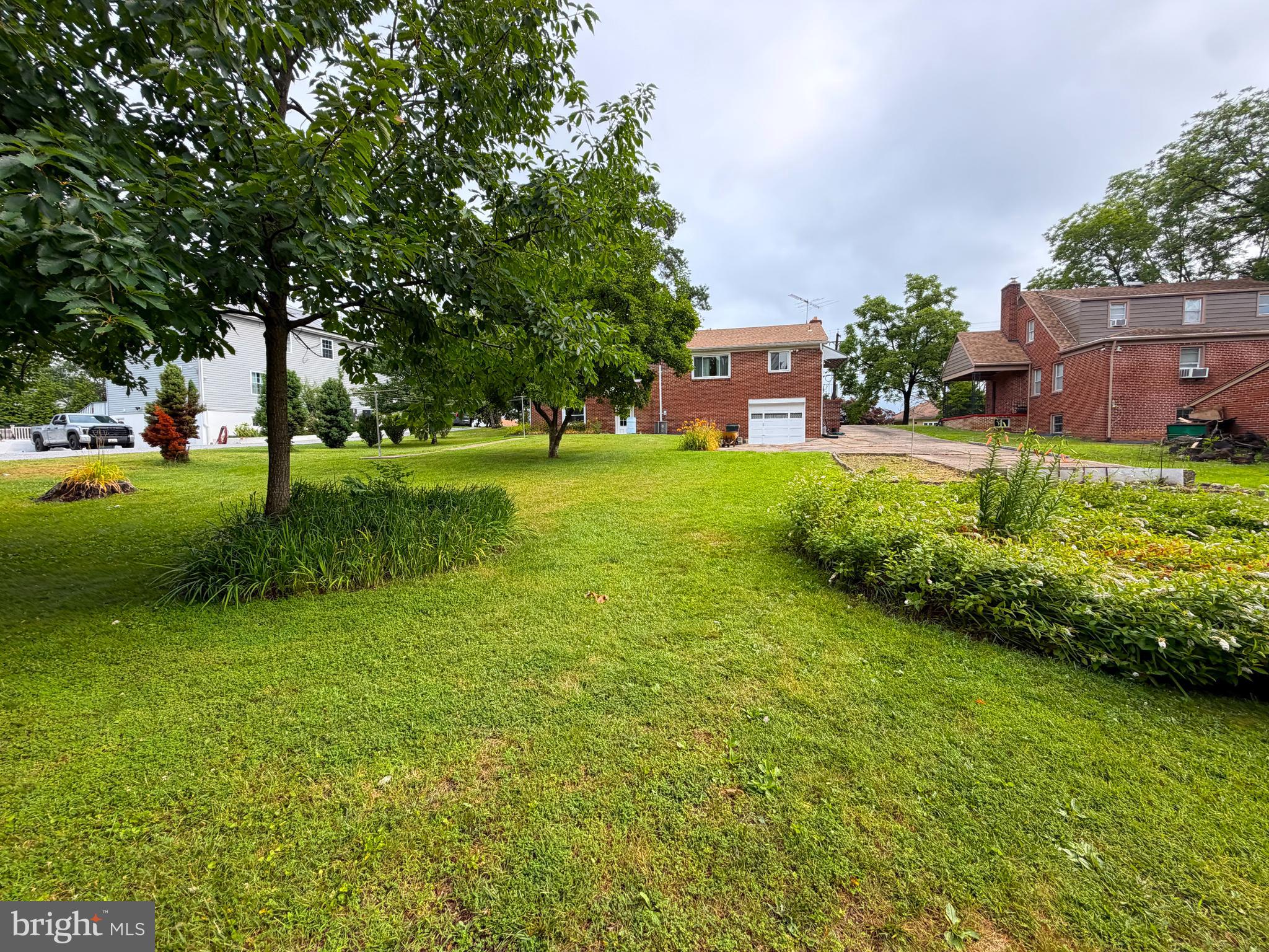 ROSEDALE - Residential