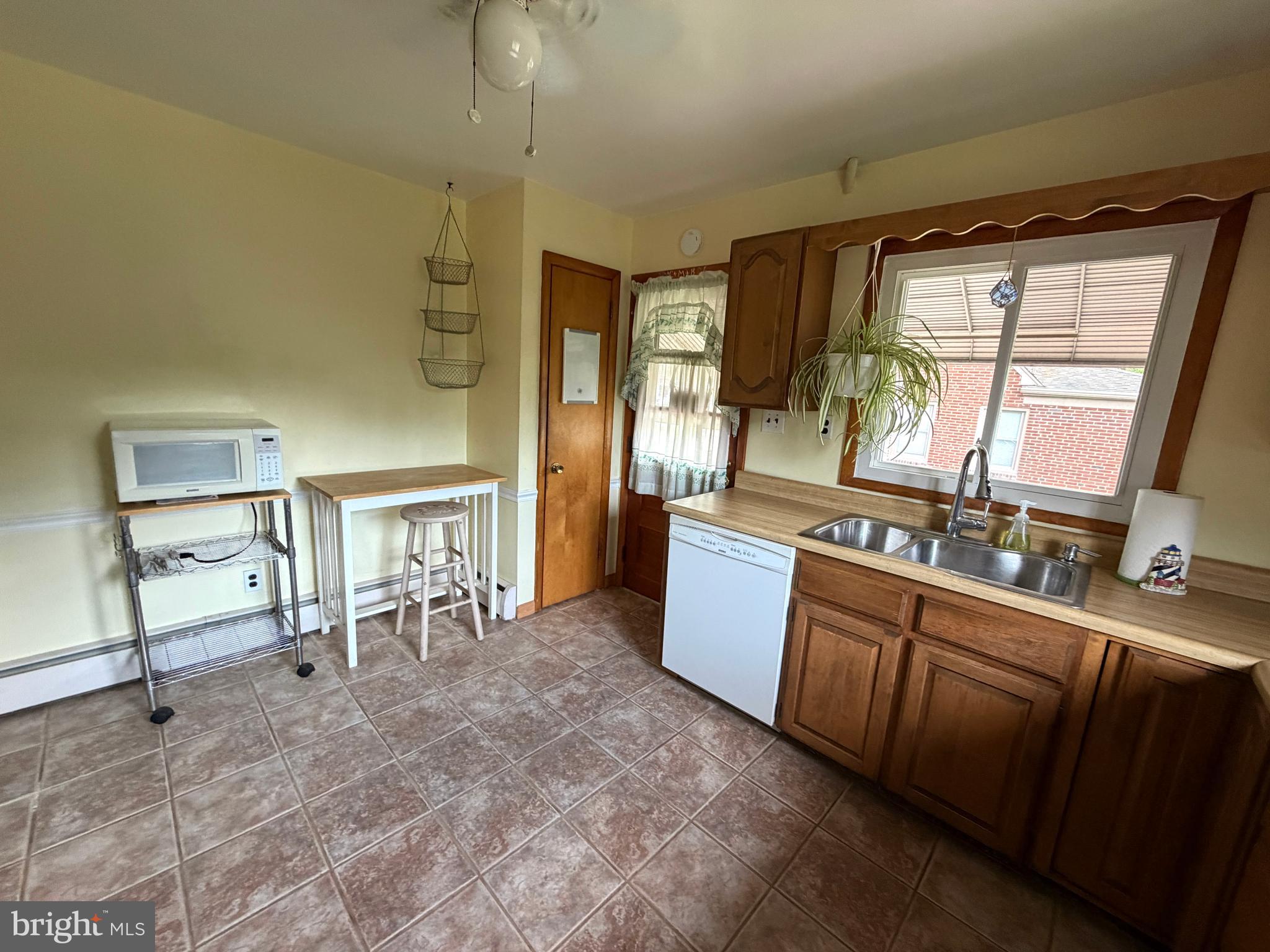 ROSEDALE - Residential