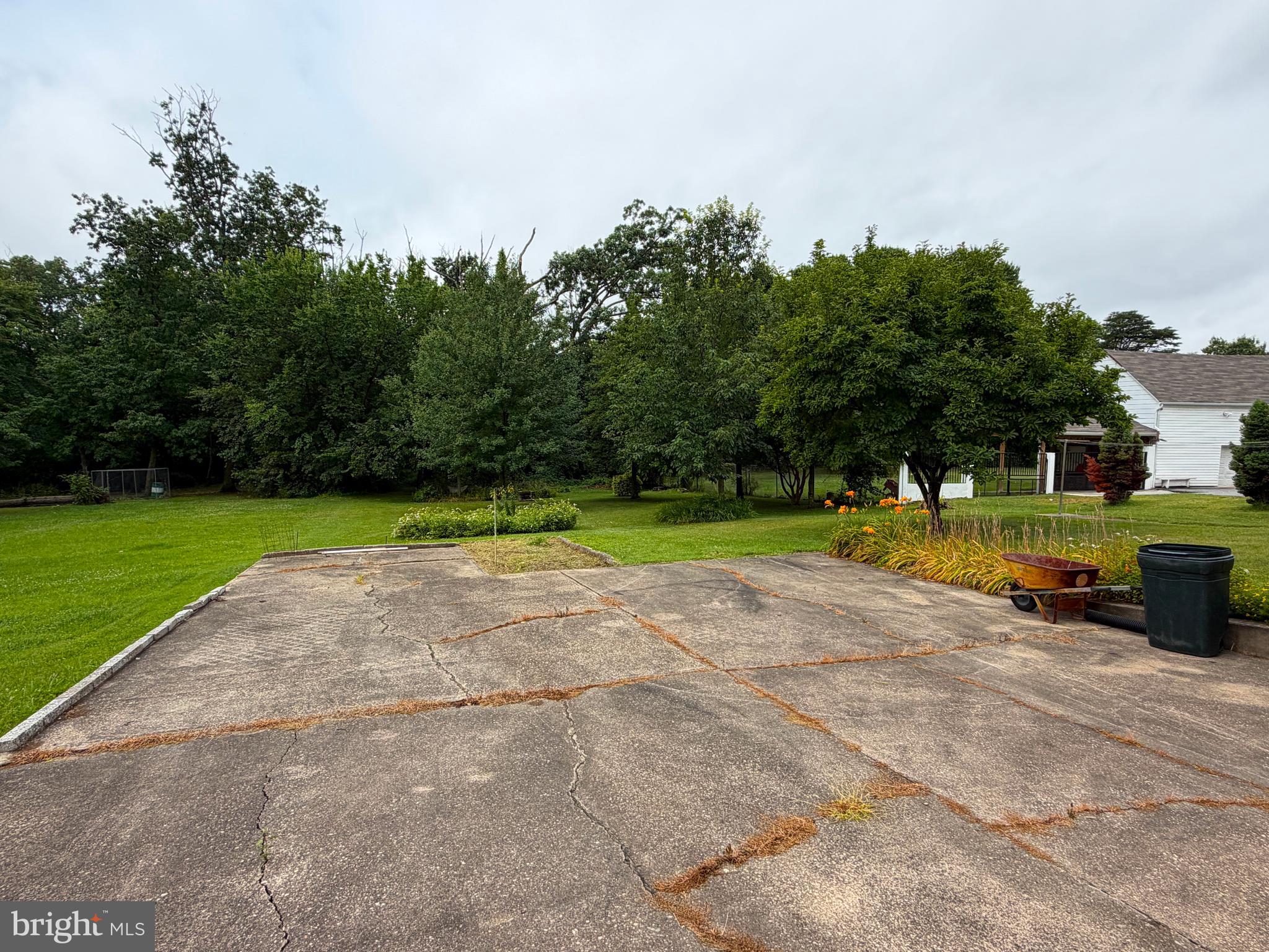 ROSEDALE - Residential