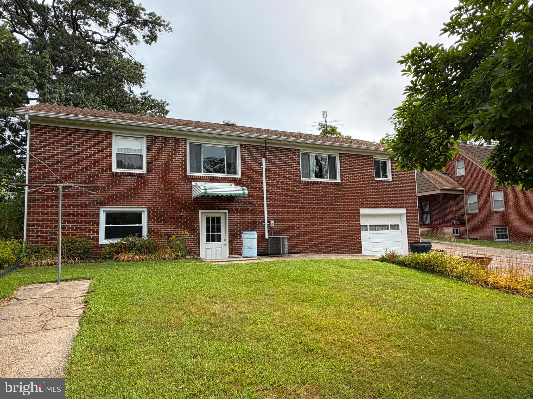 ROSEDALE - Residential