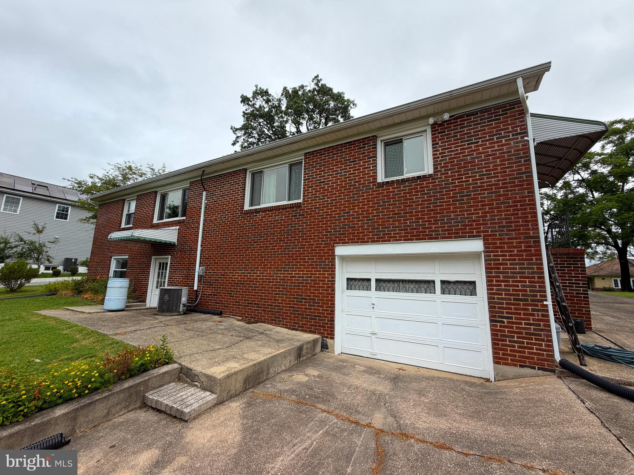 ROSEDALE - Residential