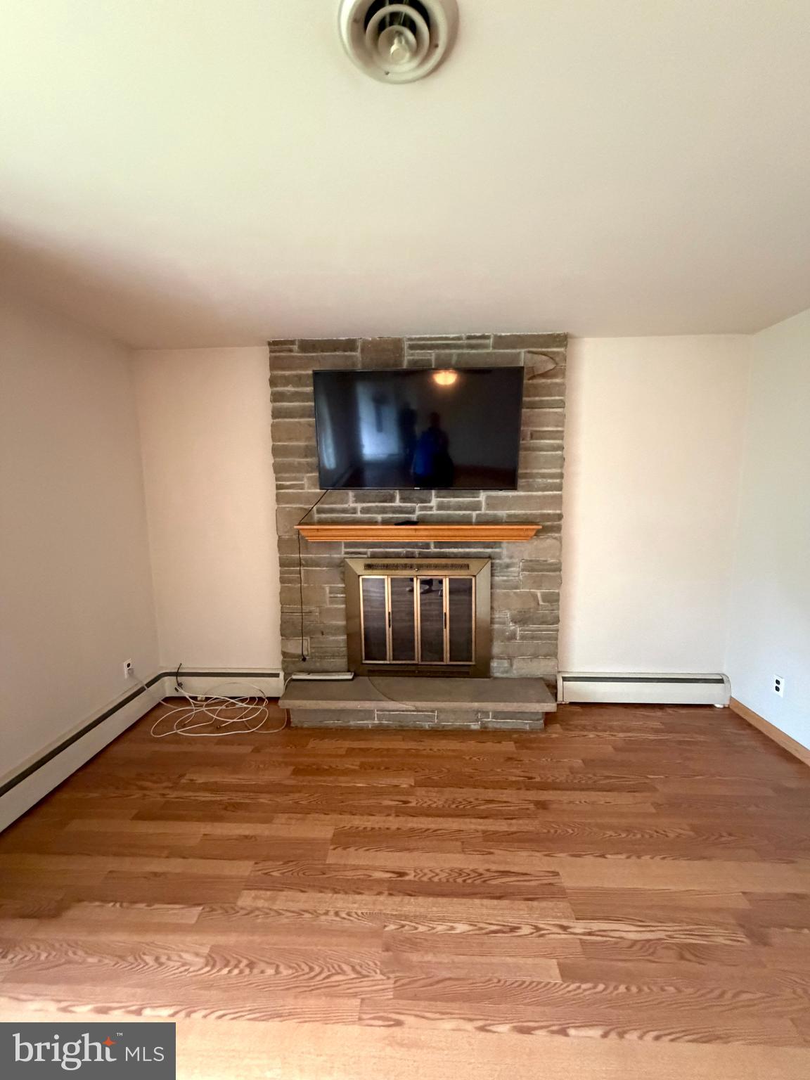 ROSEDALE - Residential