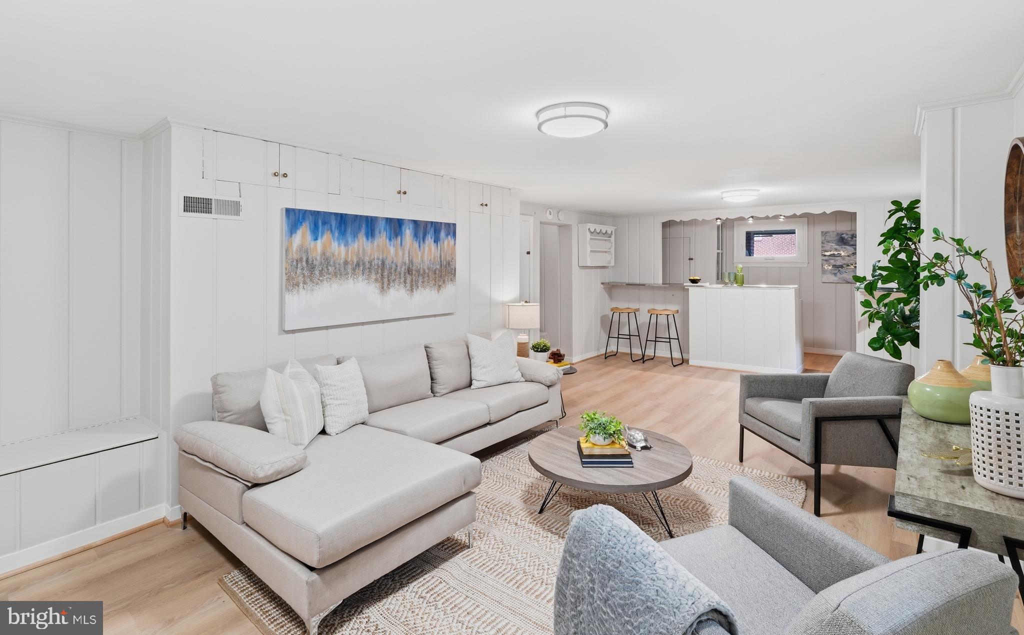 WOODSIDE KNOLLS - Residential