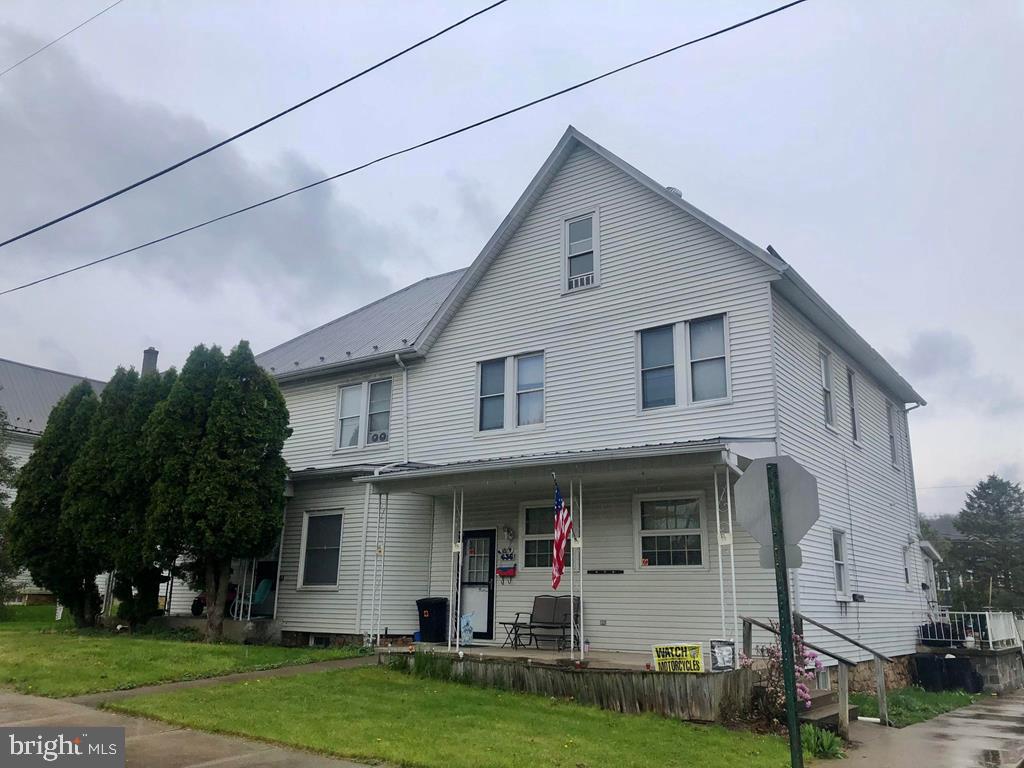 Four-unit apartment building in excellent condition and excellent location. Same owner for many years and has upgraded throughout the ownership.  Two long term tenants. One two bedroom just recently vacated. Heat and electric are separated. Landlord covers water and sewer which is estimated above. Amazing opportunity in prime spot.
